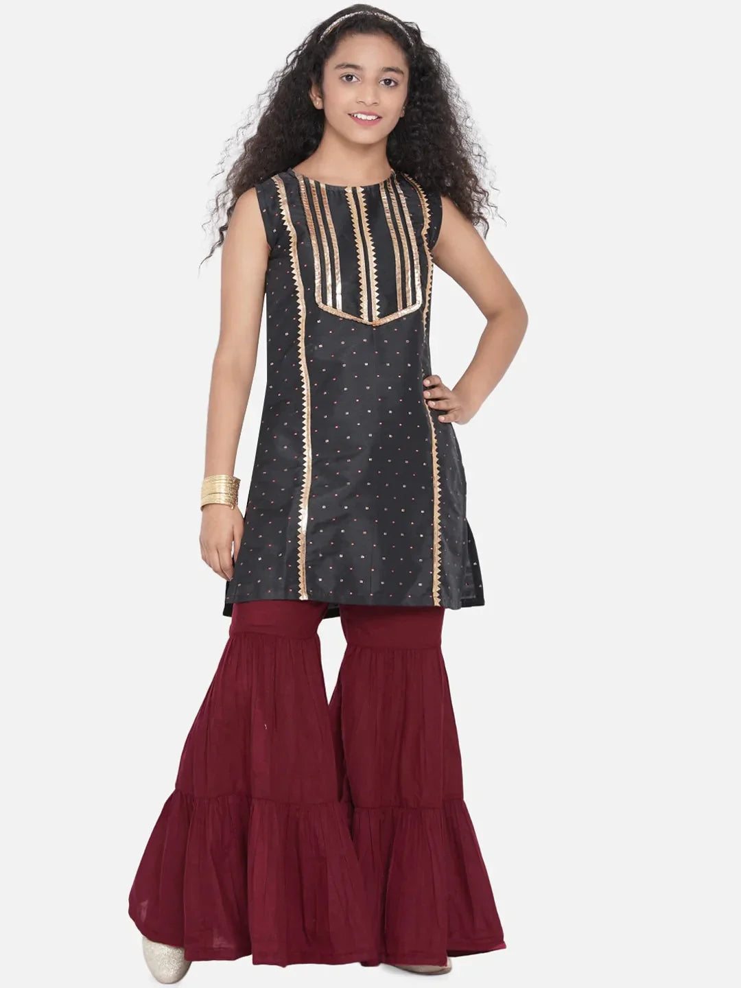 NOZ2TOZ Black Printed Regular Gotta Patti Kurta with Sharara For Girls | Swadesiicart