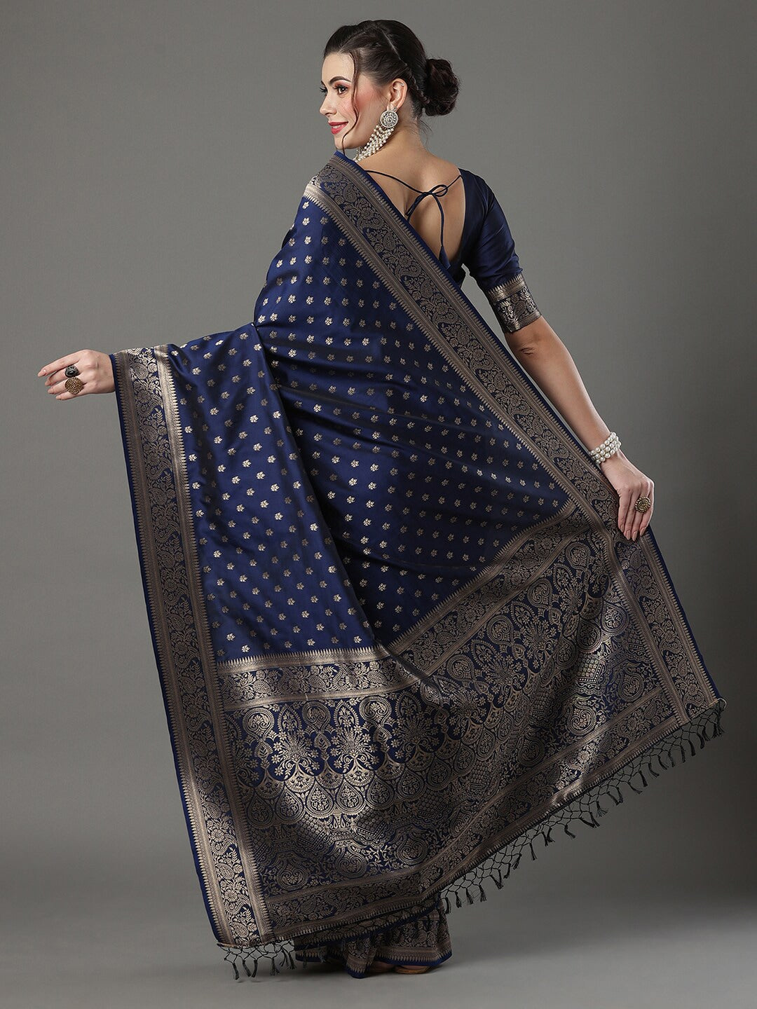 Mitera Woven Design Zari Silk Blend Banarasi Saree | Swadesiicart