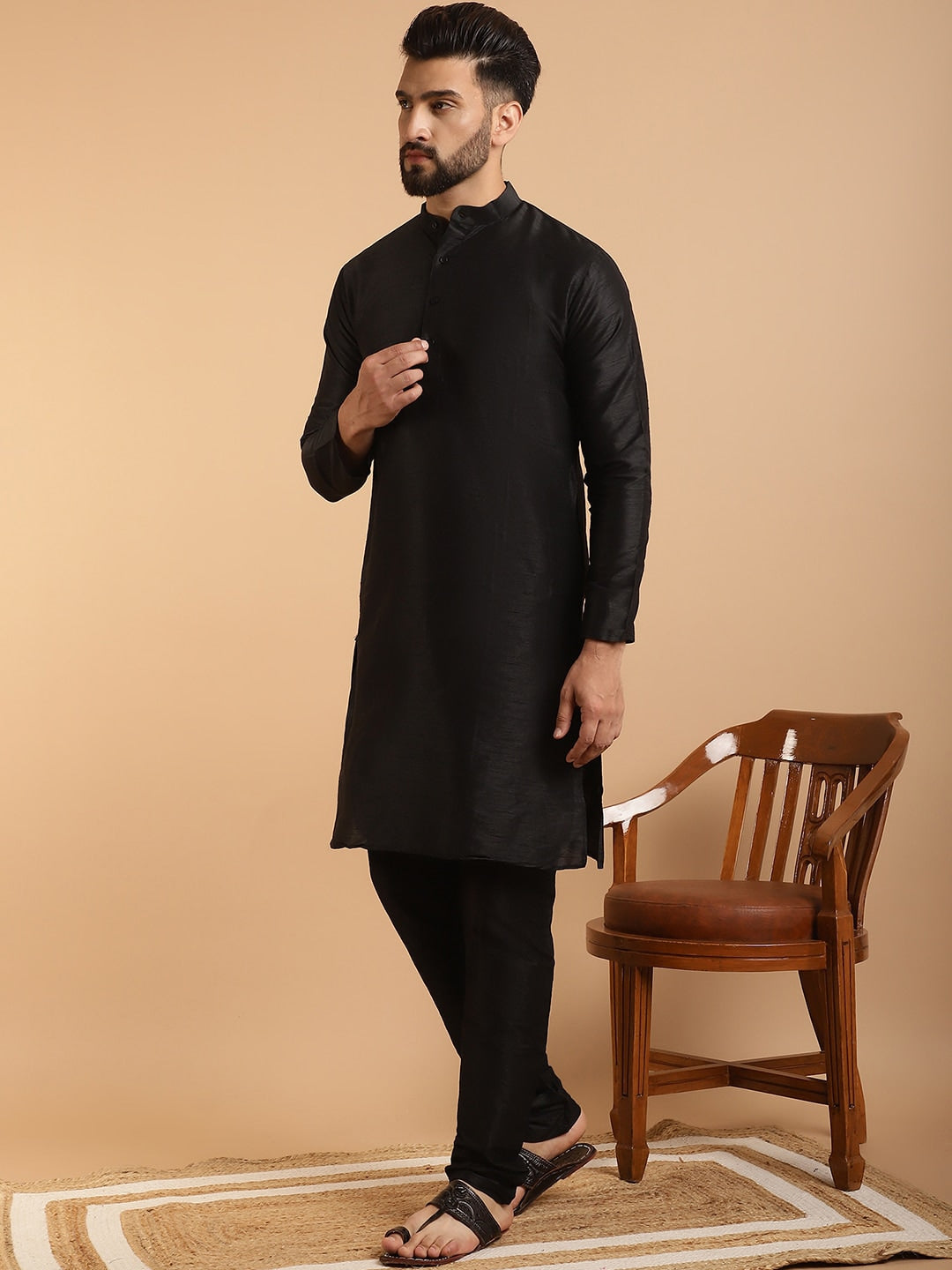 Sojanya Band Collar Regular Kurta & Churidar With Nehru Collar | Swadesiicart