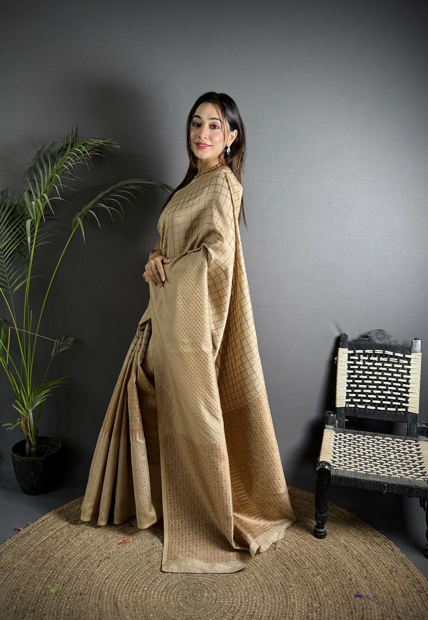 Joban Fashion Ivory Banarasi Soft Lichi Silk Checks & Woven Saree | Swadesiicart