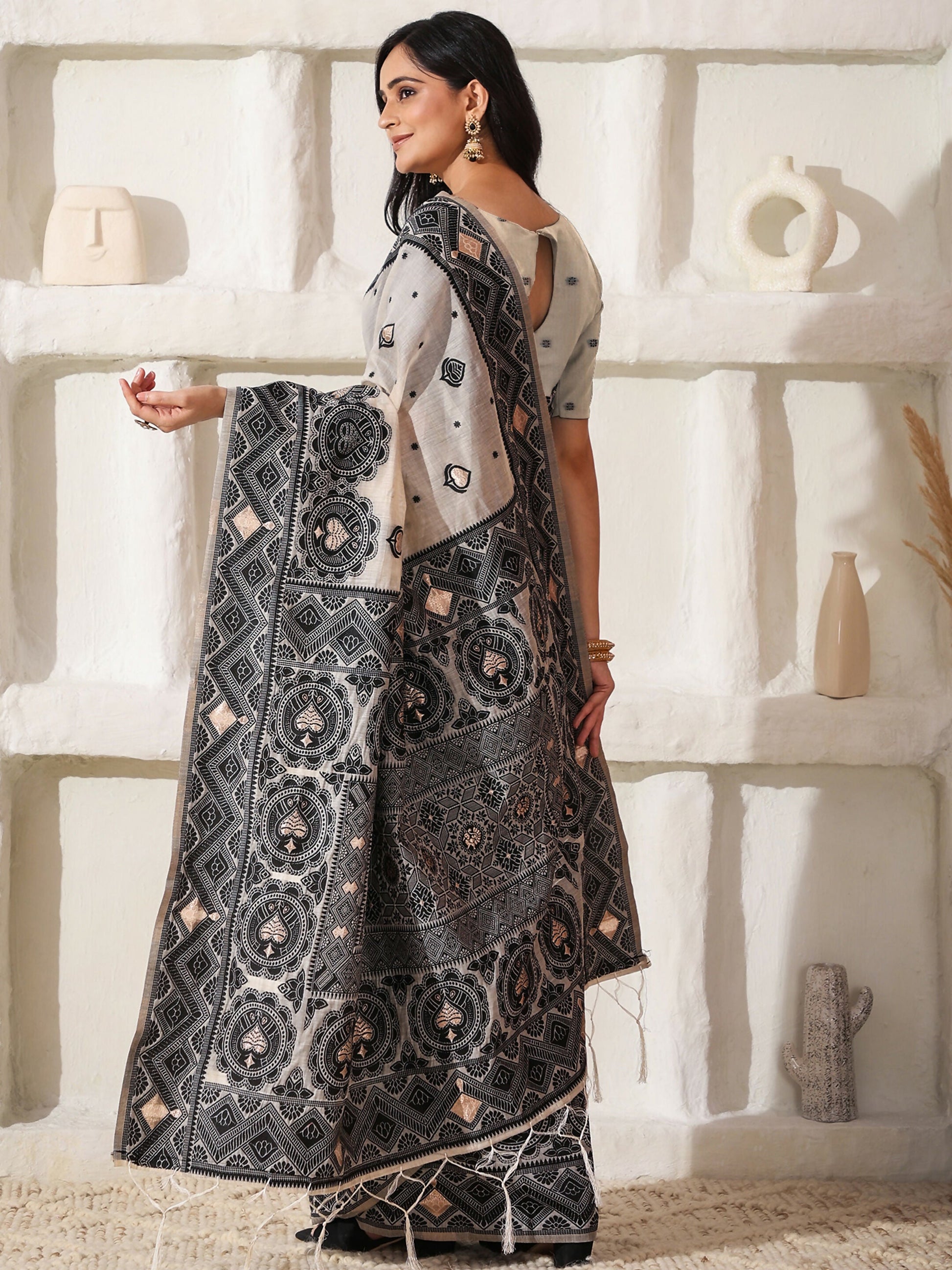 Shree Shyam Fashion Linen Cotton Black & Cream Saree