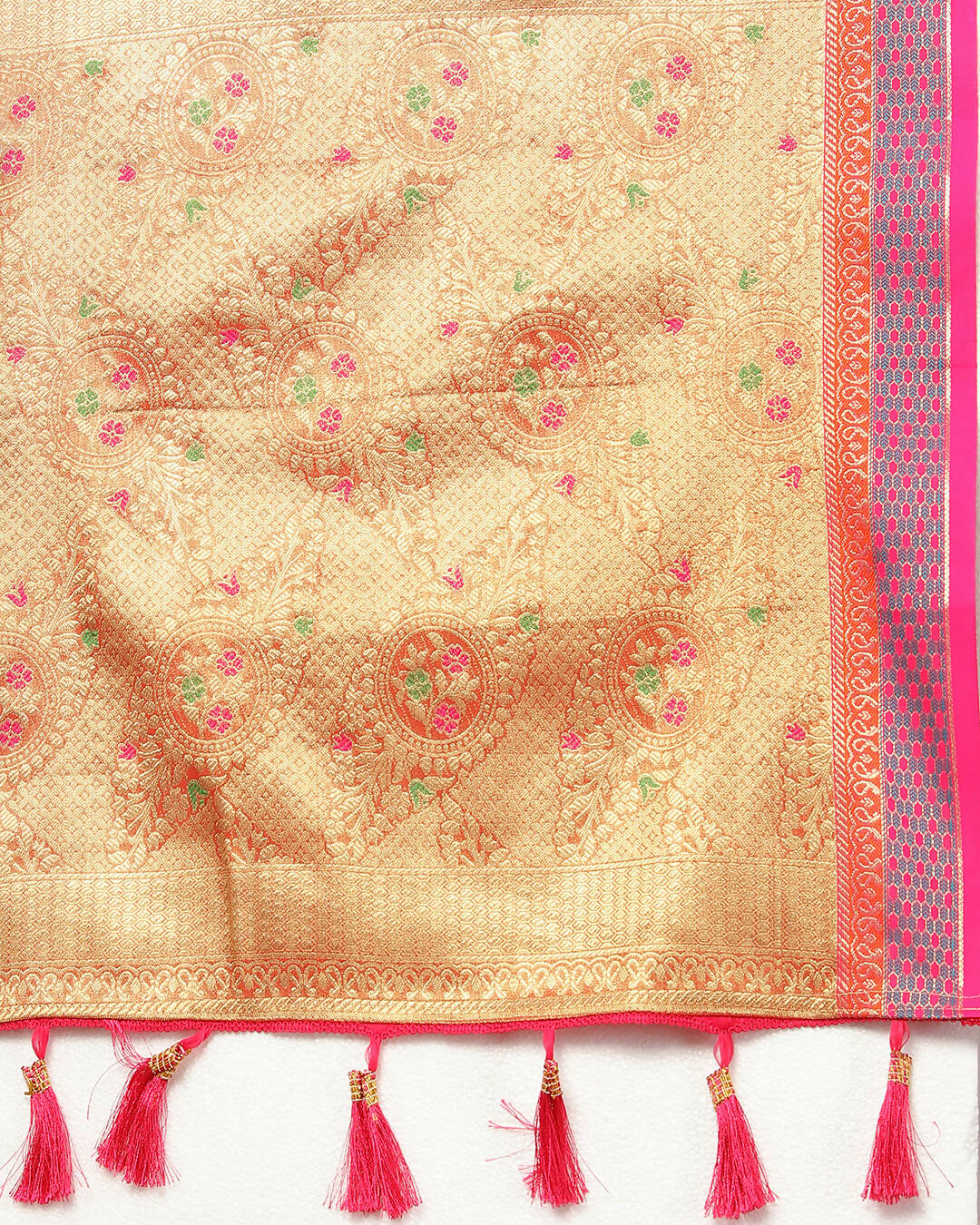 Lorenvalley Fashion Yellow Kanjivaram Silk Woven Design with Zari Weaving Saree - Swadesiicart