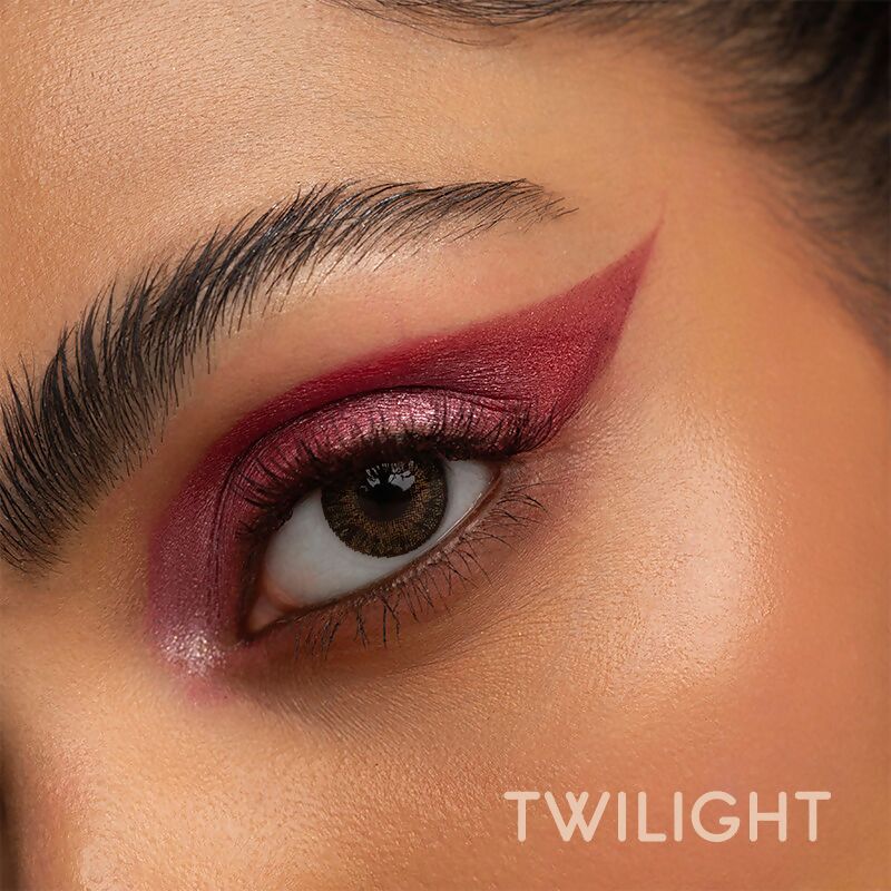 Kay Beauty By Katrina Kaif Multi Texture Eyeshadow Palette - Twilight | Swadesiicart