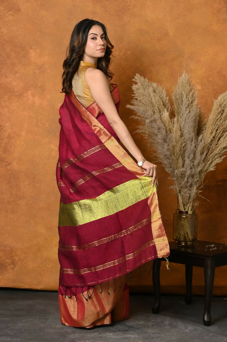 Very Much Indian Handloom Pure Cotton Linen Saree With Golden Border - Maroon | Swadesiicart