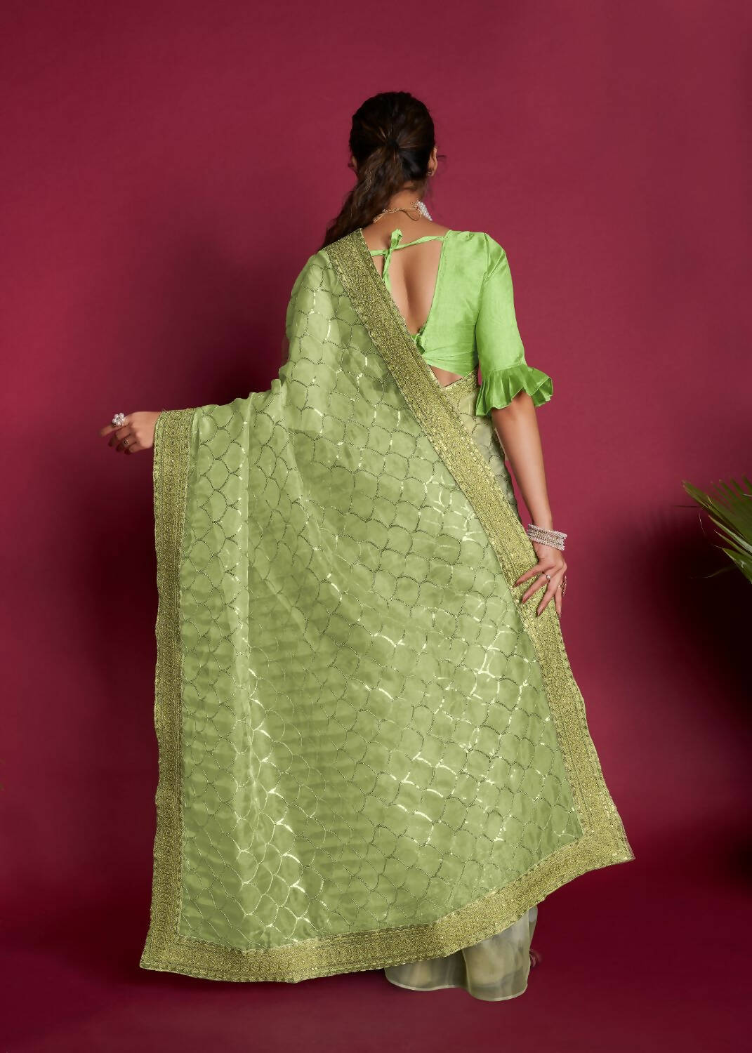Vamsee Green Organza Saree - Swadesiicart