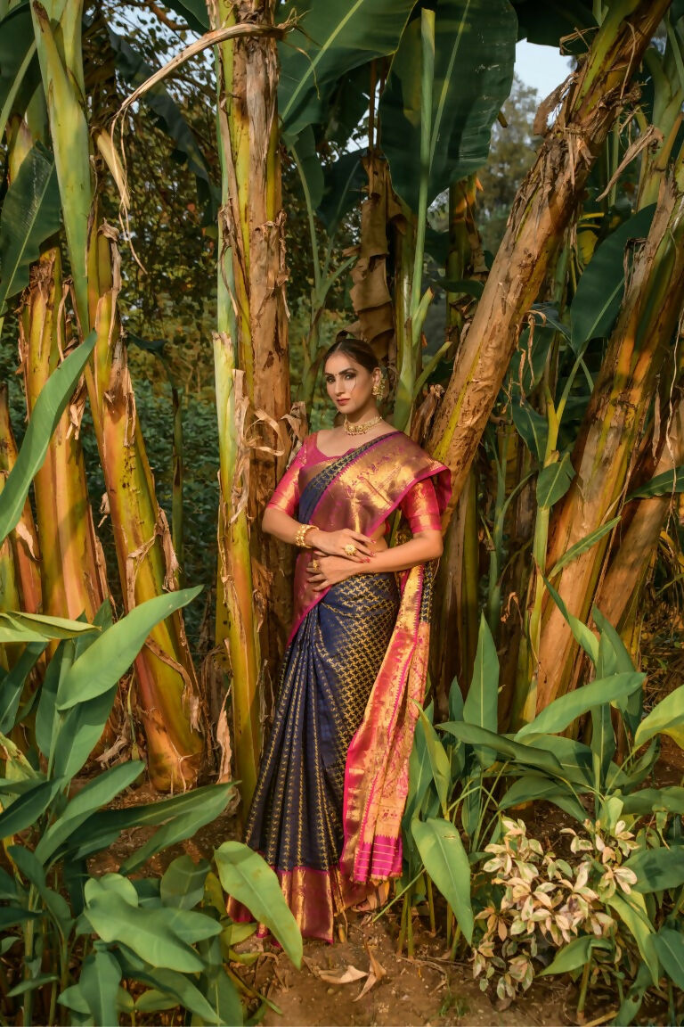 Jyoti Fashion Women's Navy Blue Kanjivaram Silk Zari Woven Saree with Blouse | Swadesiicart