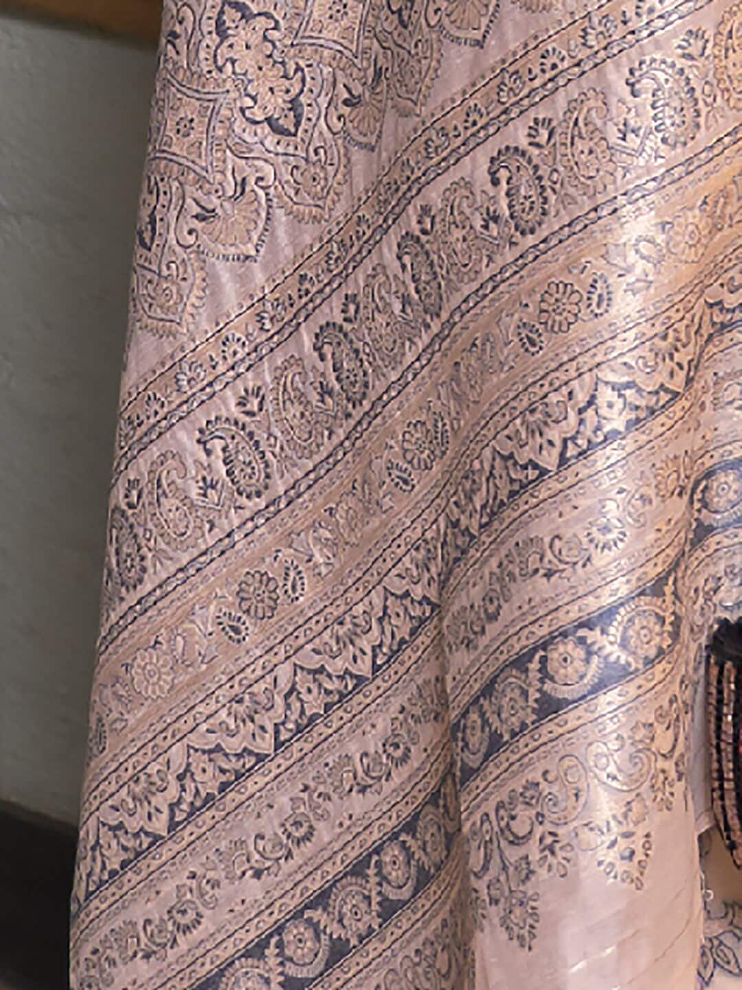 Mitera Peach-Coloured & Grey Ethnic Motifs Zari Banarasi Saree | Swadesiicart