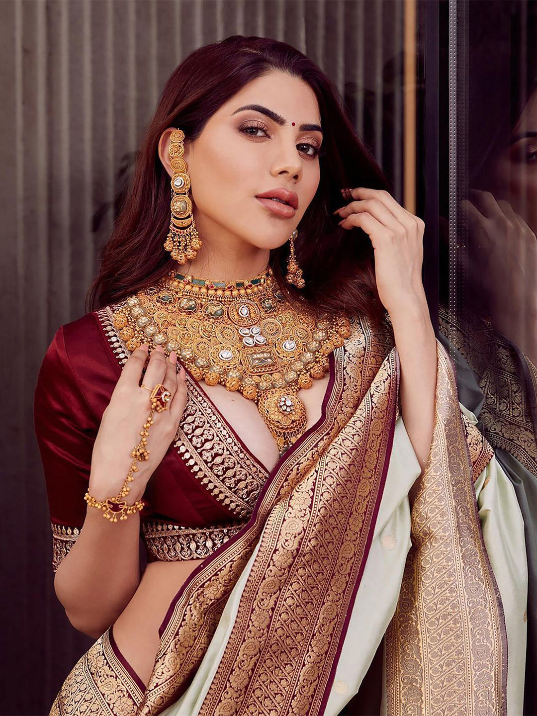 Kalini Ethnic Motifs Woven Design Zari Silk Cotton Banarasi Saree | Swadesiicart
