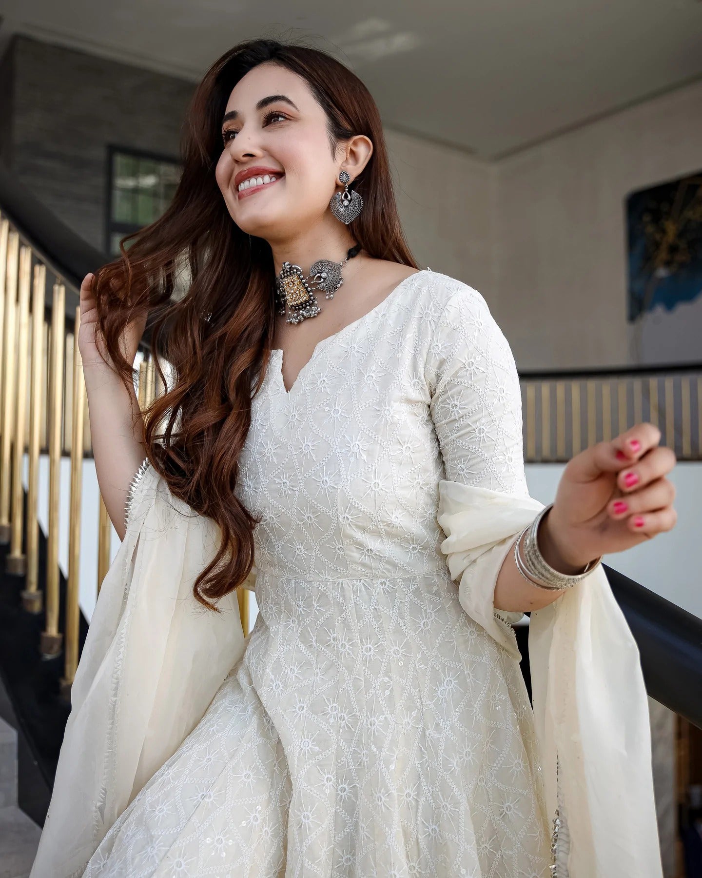 Indian Clothing Malishka Women's White Cotton Chikankari Gown with Dupatta Set - White - Swadesiicart