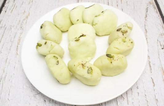Aggarwal Sweets Corner Malai Peda | Swadesiicart