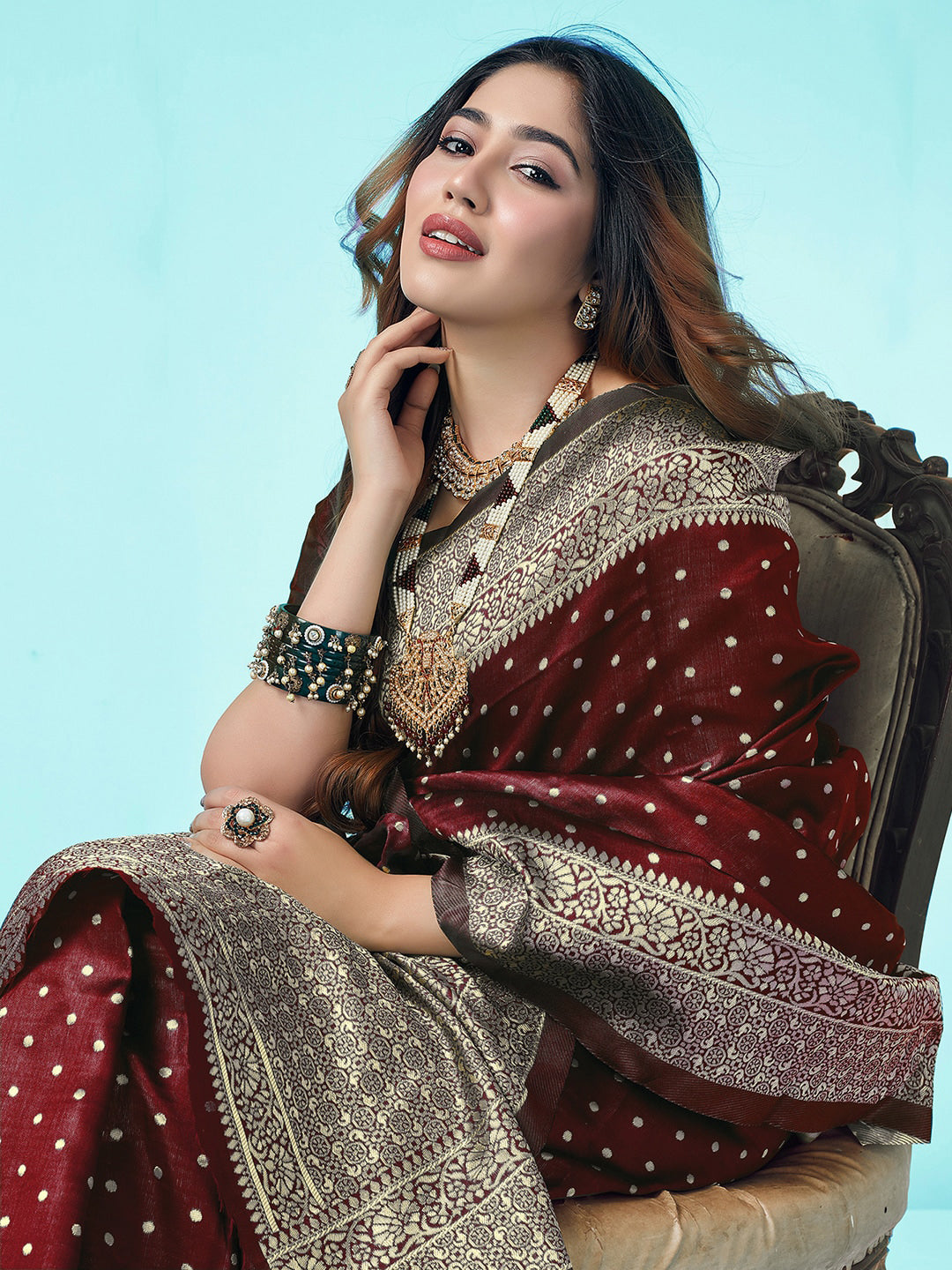 Kalini Ethnic Motifs Zari Art Silk Banarasi Saree | Swadesiicart