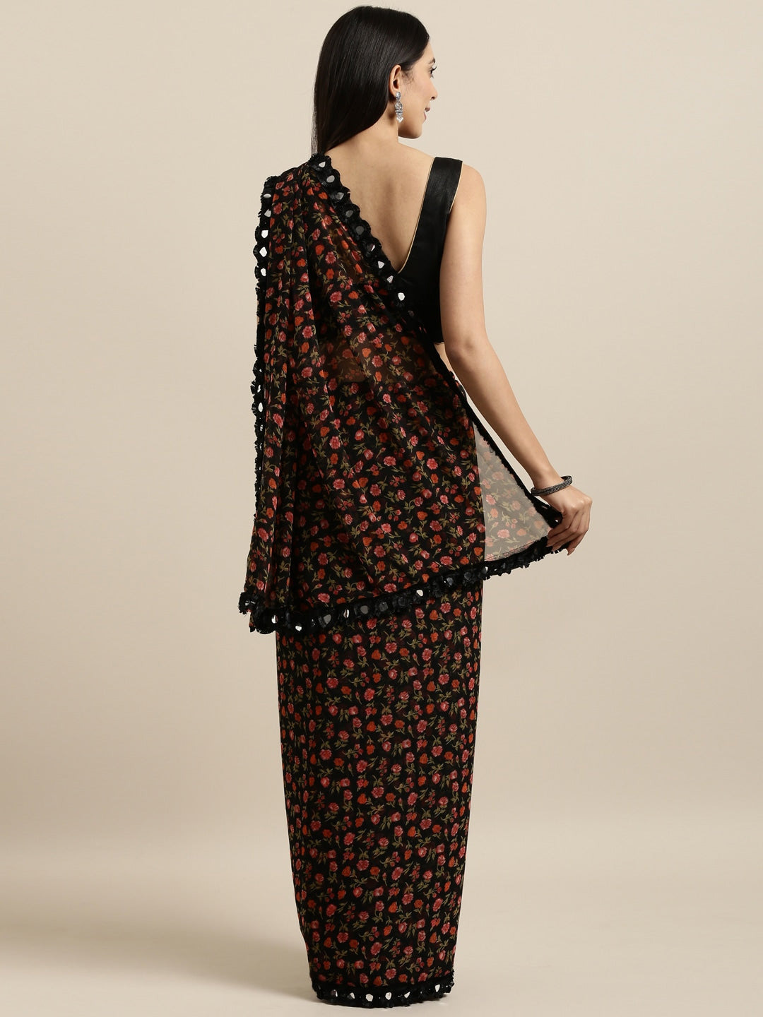 Tikhi Imli Black & Red Poly Georgette Printed Saree | Swadesiicart