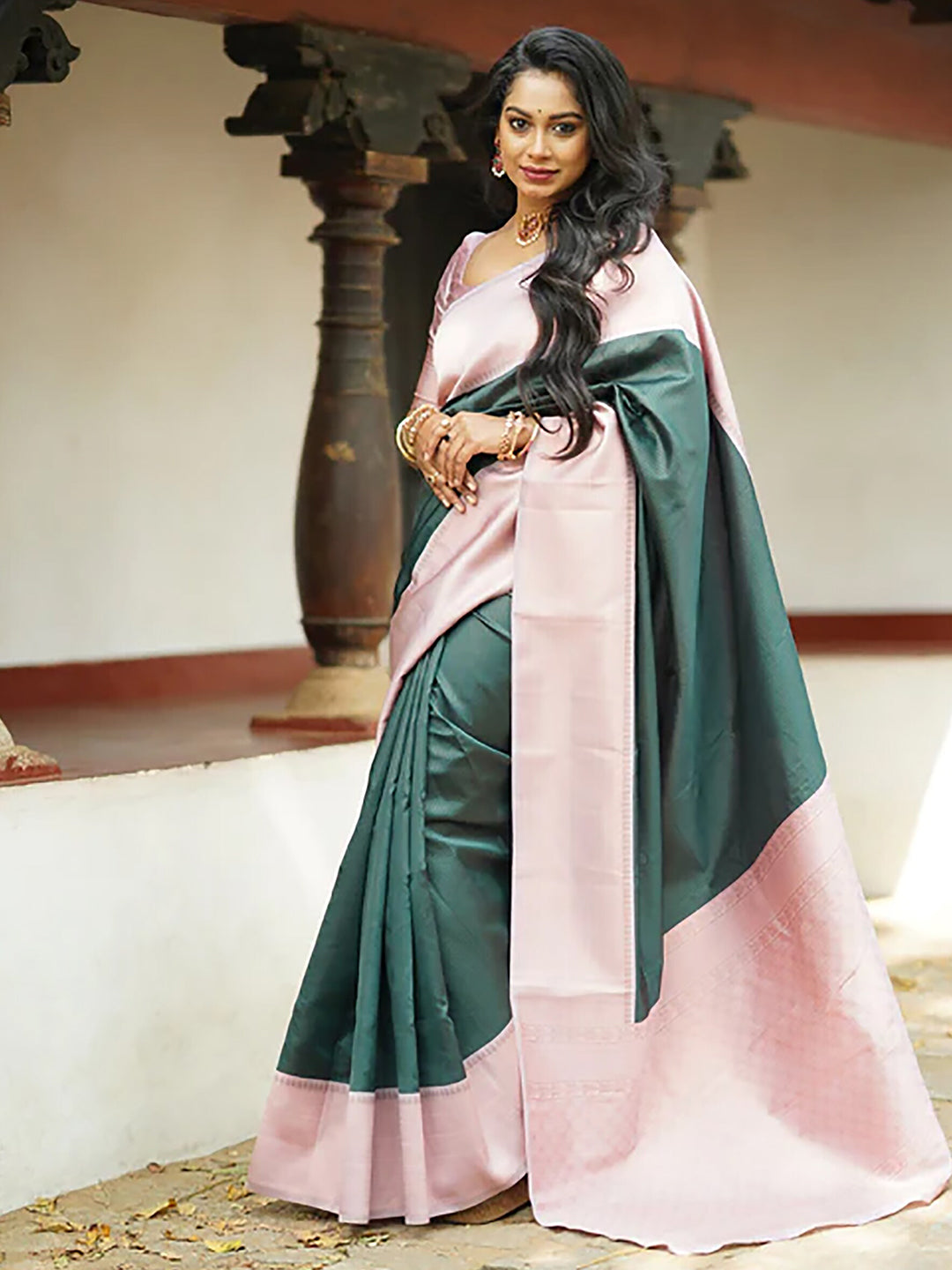 Kalini Zari Banarasi Saree | Swadesiicart