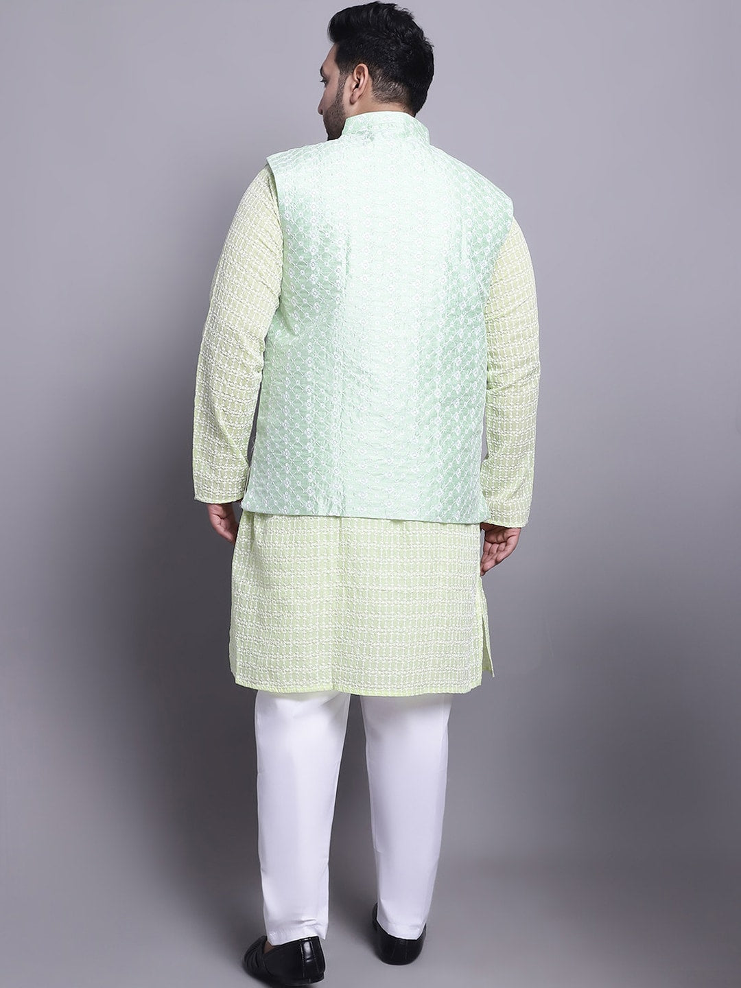Sojanya Plus Plus Size Embroidered Pure Cotton Kurta With Pyjamas & Nehru Jacket | Swadesiicart