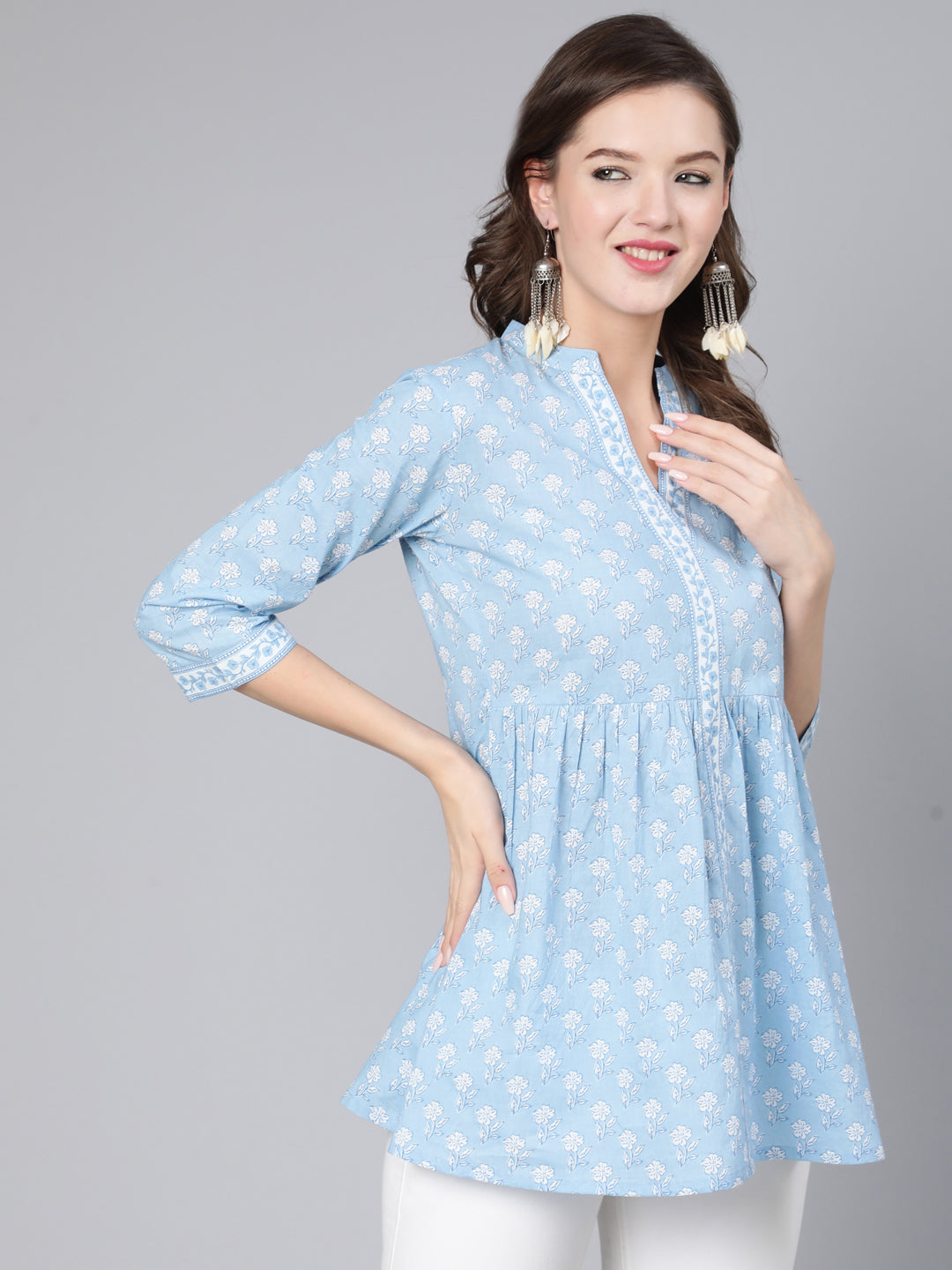Antaran Light Blue Pure Cotton Printed Tunic - Swadesiicart