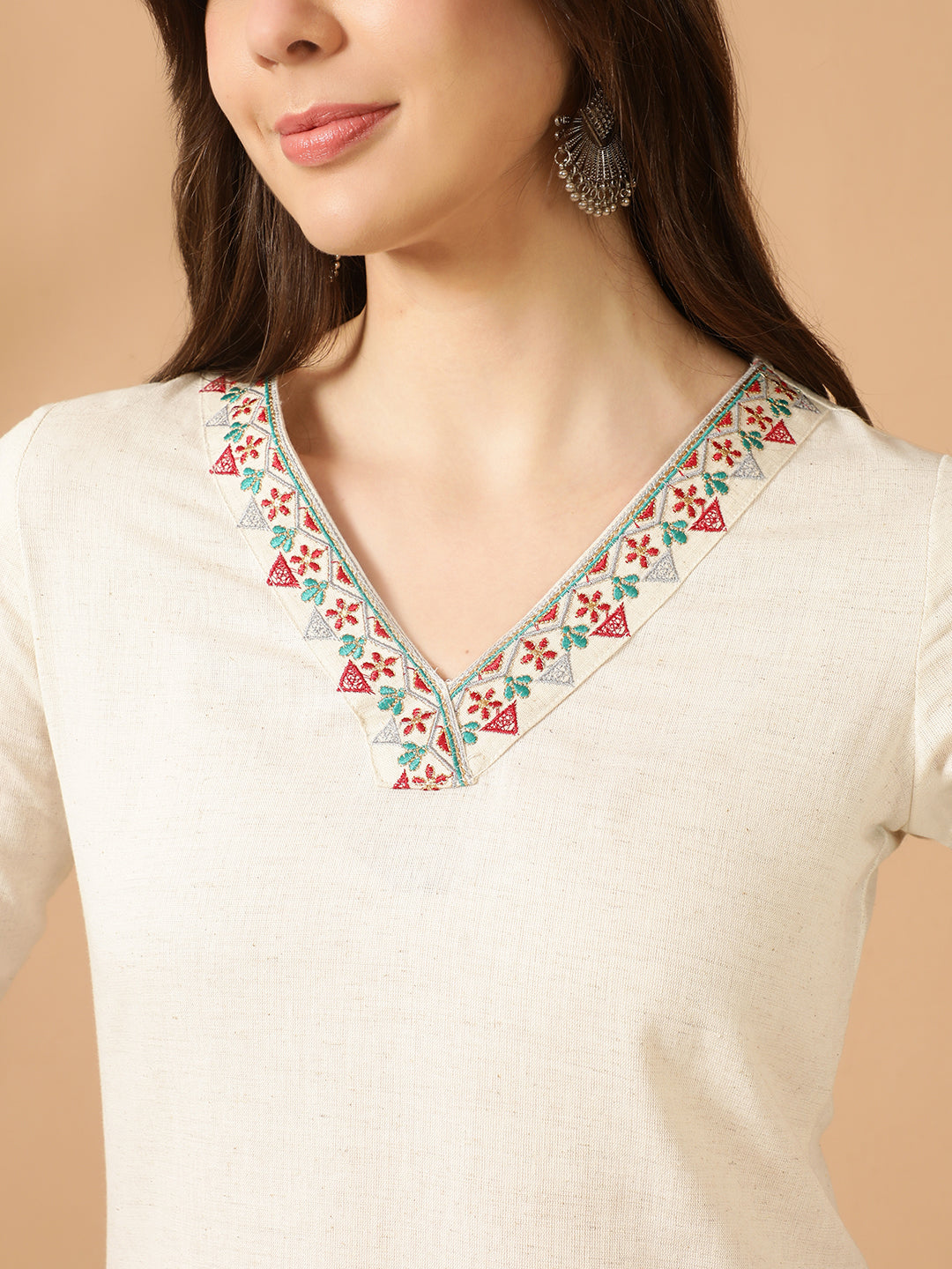 Antaran Off White Cotton Flex Embroidered Tunic - Swadesiicart