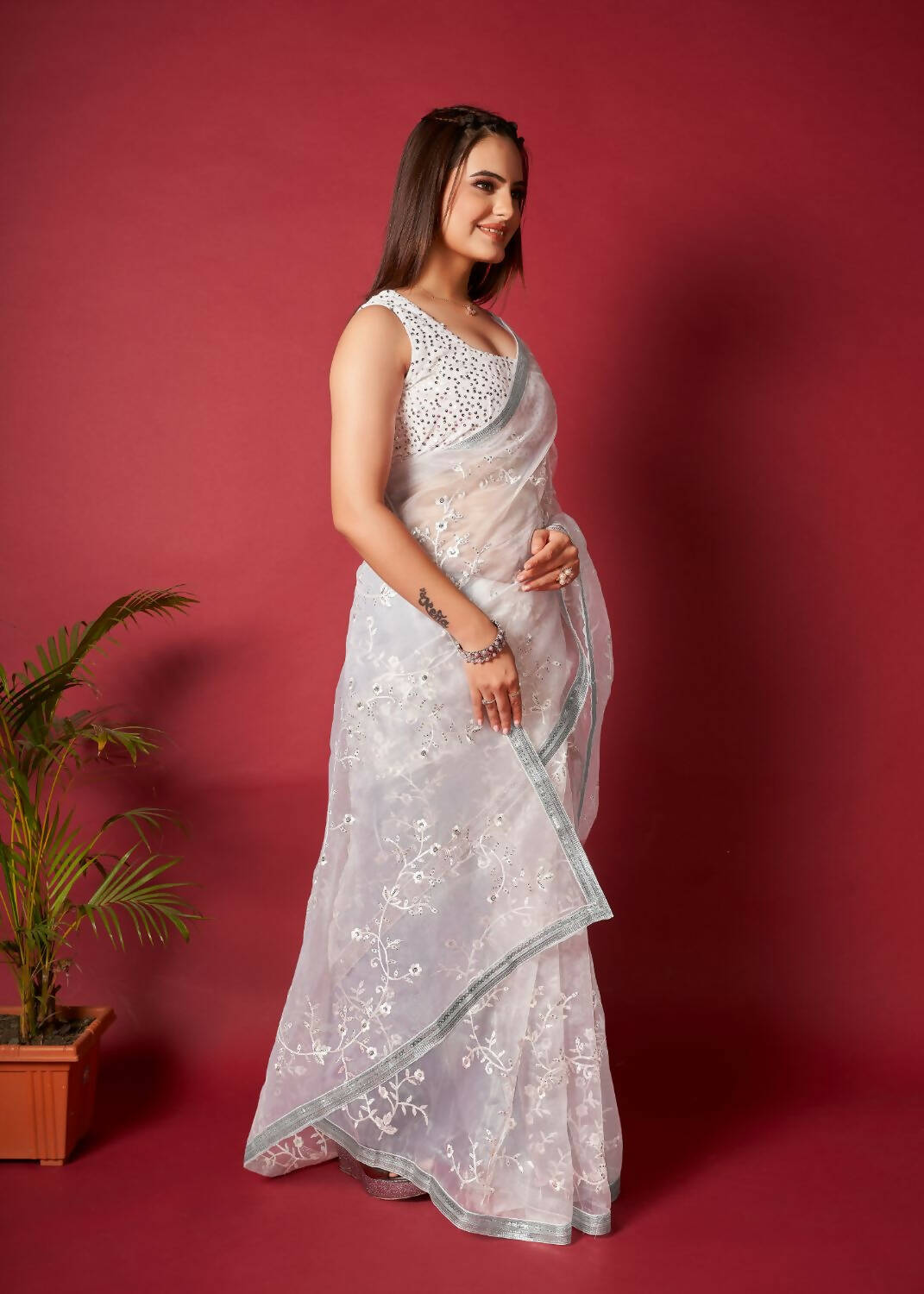 Vamsee White Organza Saree - Swadesiicart