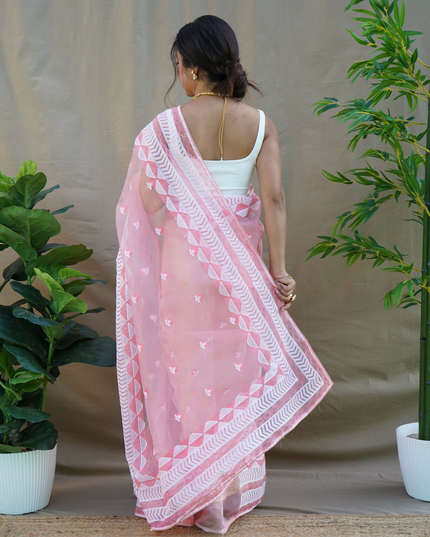 Vamsee Kamal Pink Organza Saree - Swadesiicart