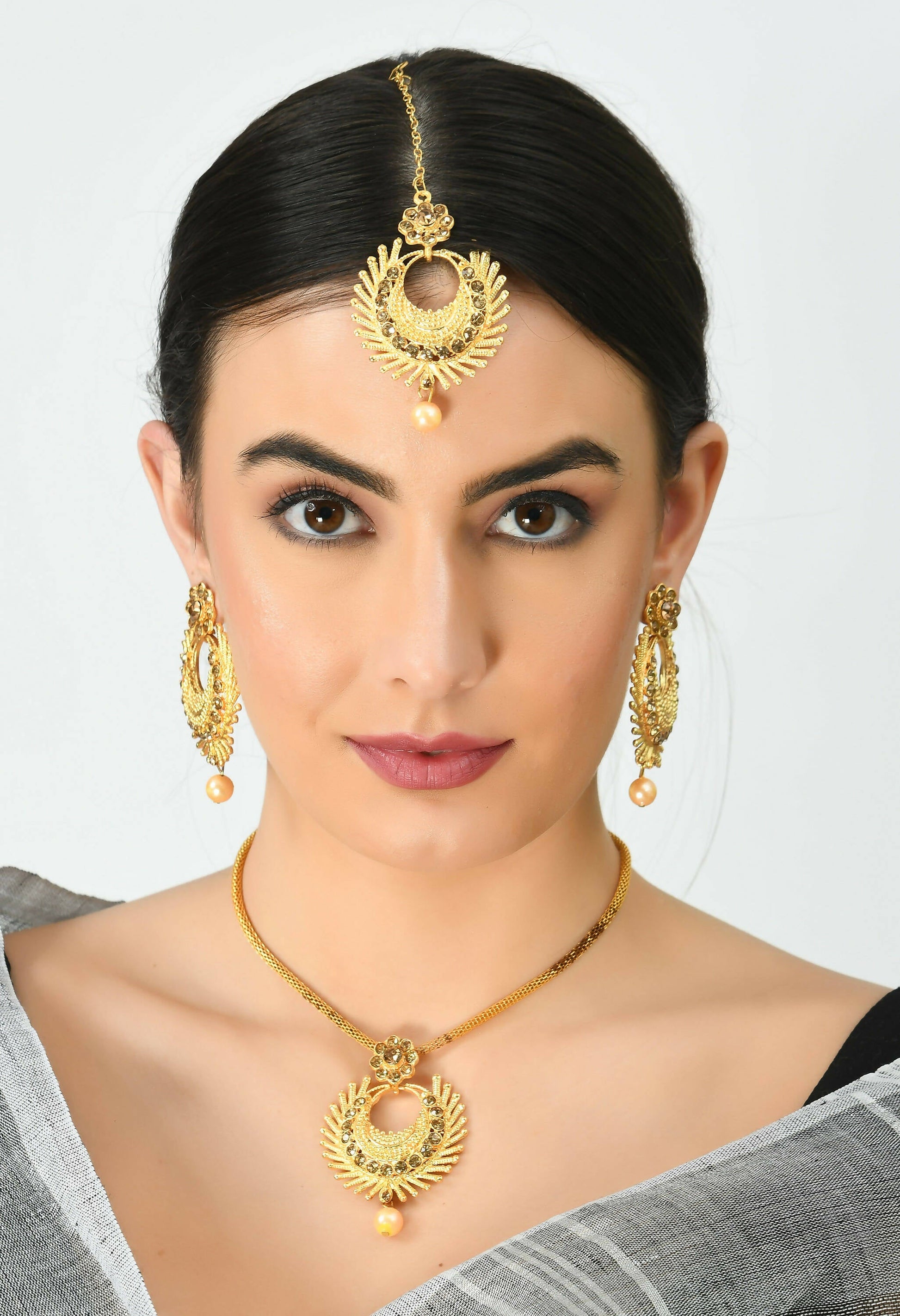 Mominos Fashion Johar Kamal Gold-Polished Brass Finish Long Necklace For Women (Golden) | Swadesiicart