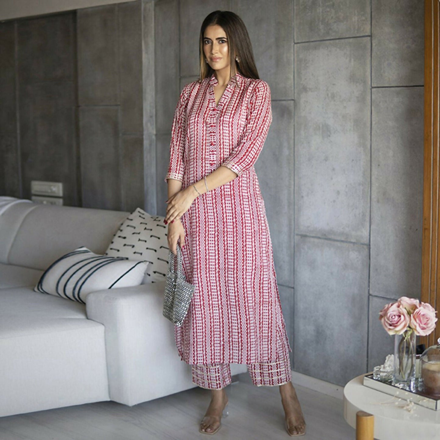 Jyoti Fashion Women's Pink Pure Muslin Heavy Digital Printed Kurta Pant Set | Swadesiicart