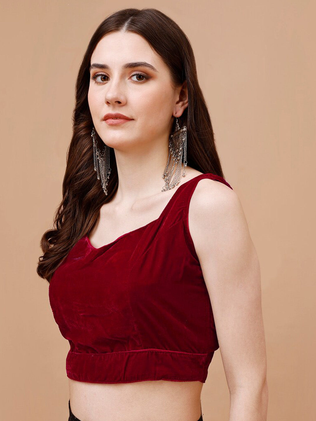 Tikhi Imli Sweetheart Neck Sleeveless Velvet Saree Blouse | Swadesiicart