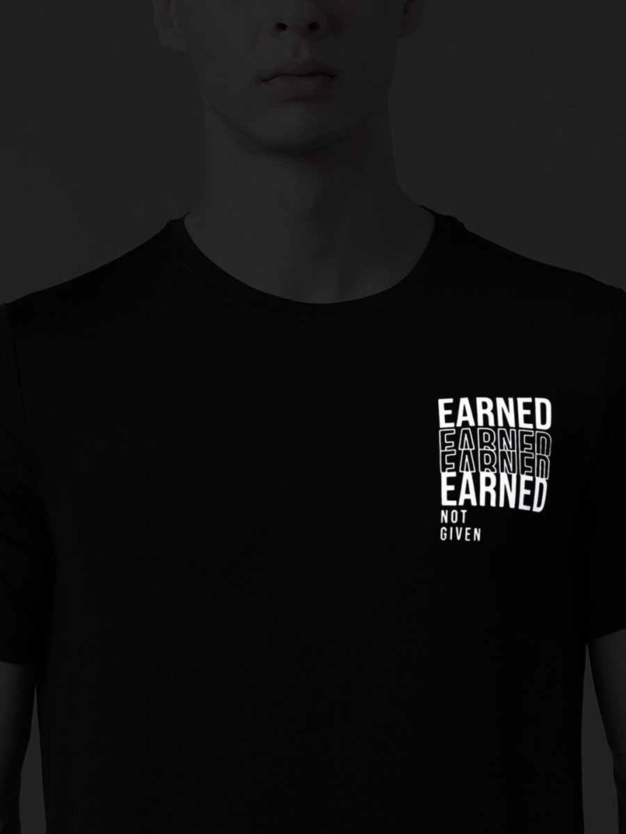 Alcis Typography Printed Dry Tech Slim Fit T-Shirt | Swadesiicart