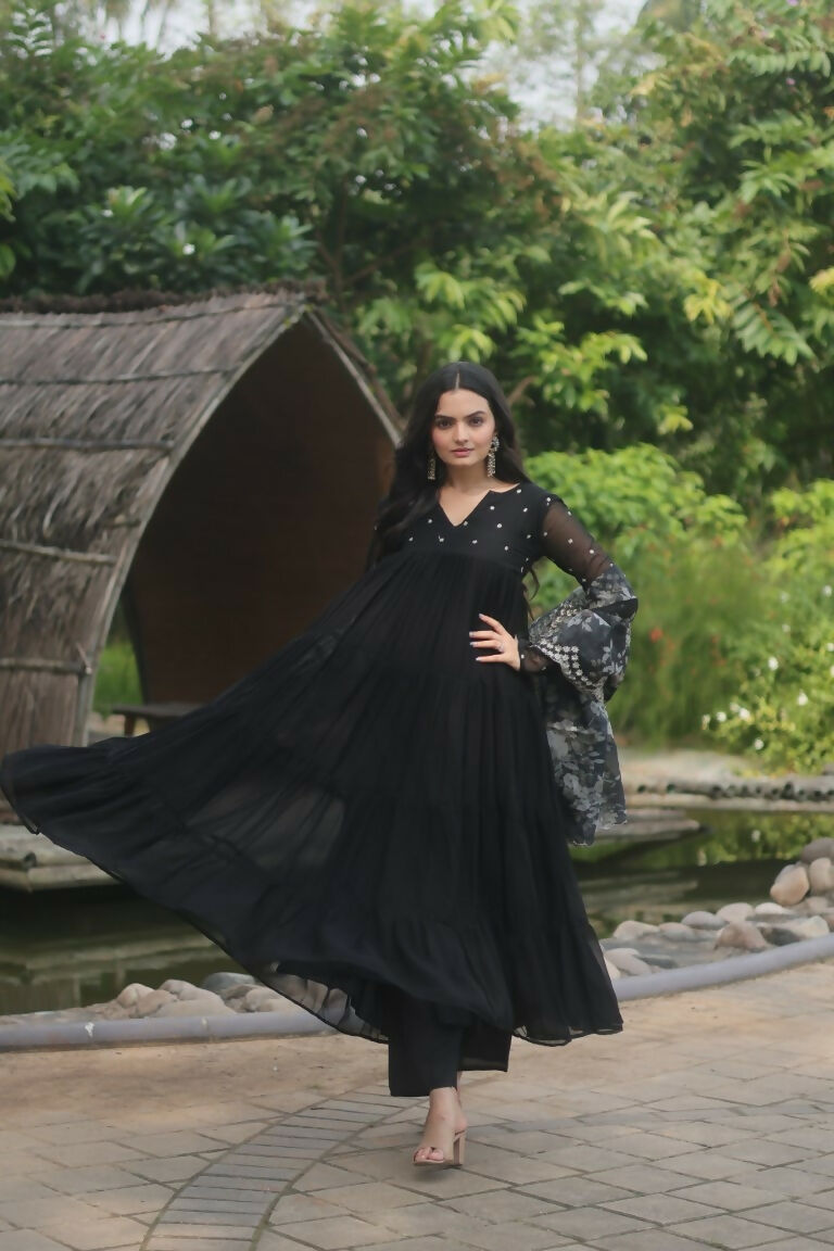 Jyoti Fashion Women's Black Faux Blooming Butti Work Kurta with Trouser & Dupatta | Swadesiicart