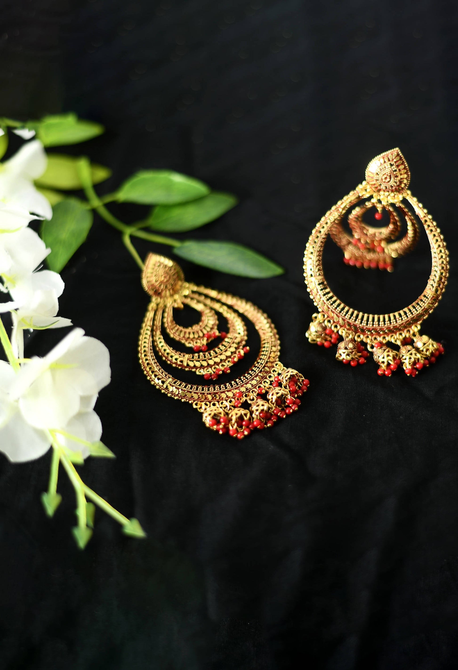 Mominos Fashion Johar Kamal Triple Circle White With Red Big Size Earrings - Swadesiicart