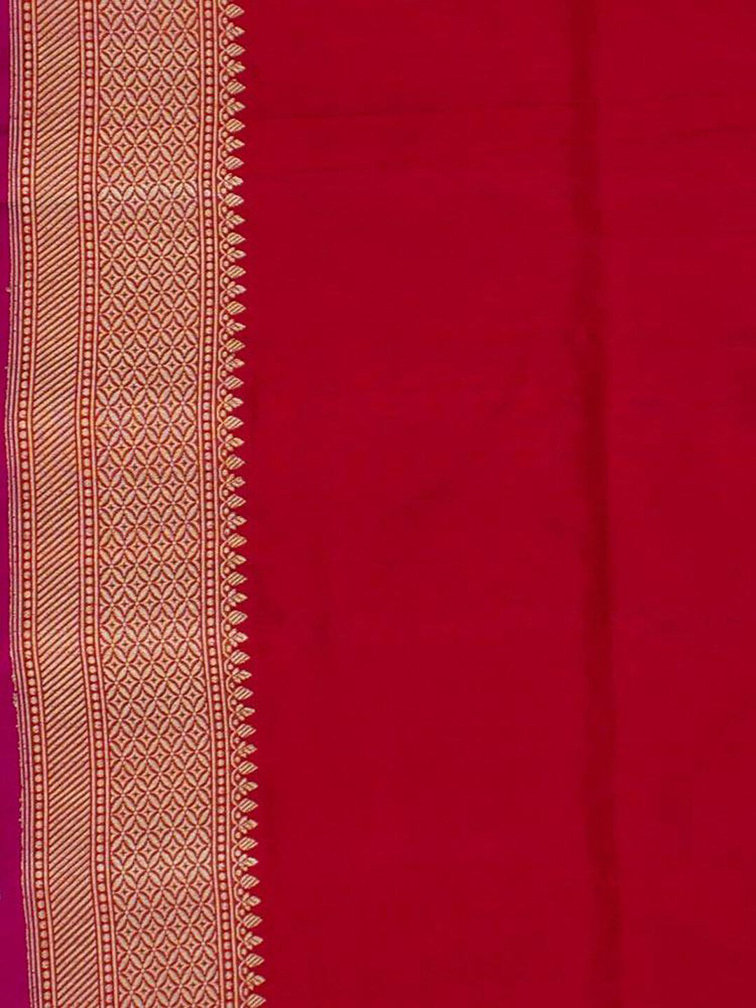 Kalini Floral Woven Design Zari Banarasi Saree | Swadesiicart