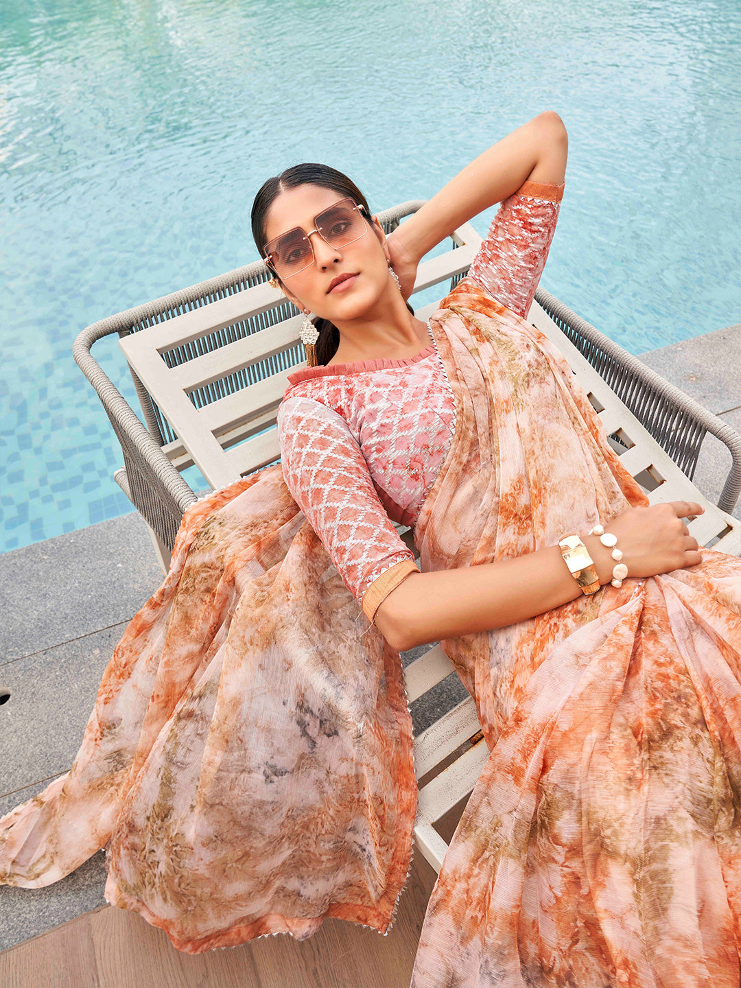Tikhi Imli Tie and Dye Chiffon Saree | Swadesiicart