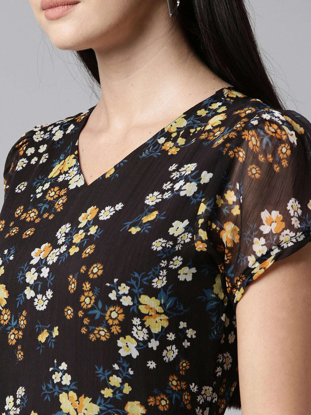 Souchii Women Black Floral Chiffon Maxi Dress - Swadesiicart