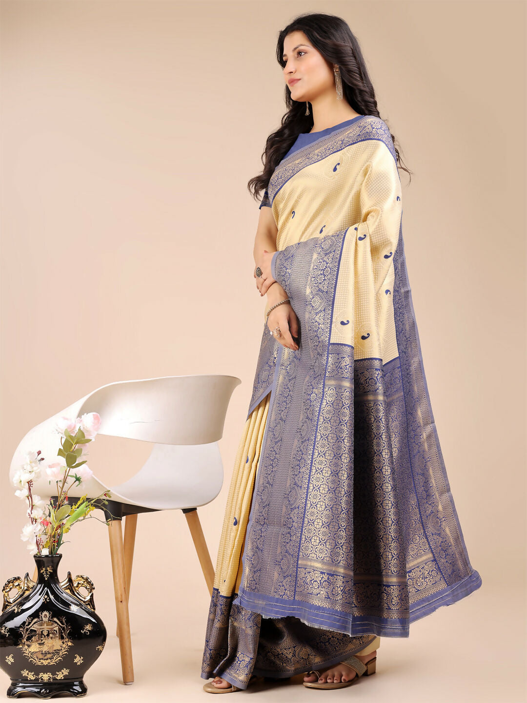 Astita Aura Silk Cream Navy Blue Banarasi Silk Saree | Swadesiicart