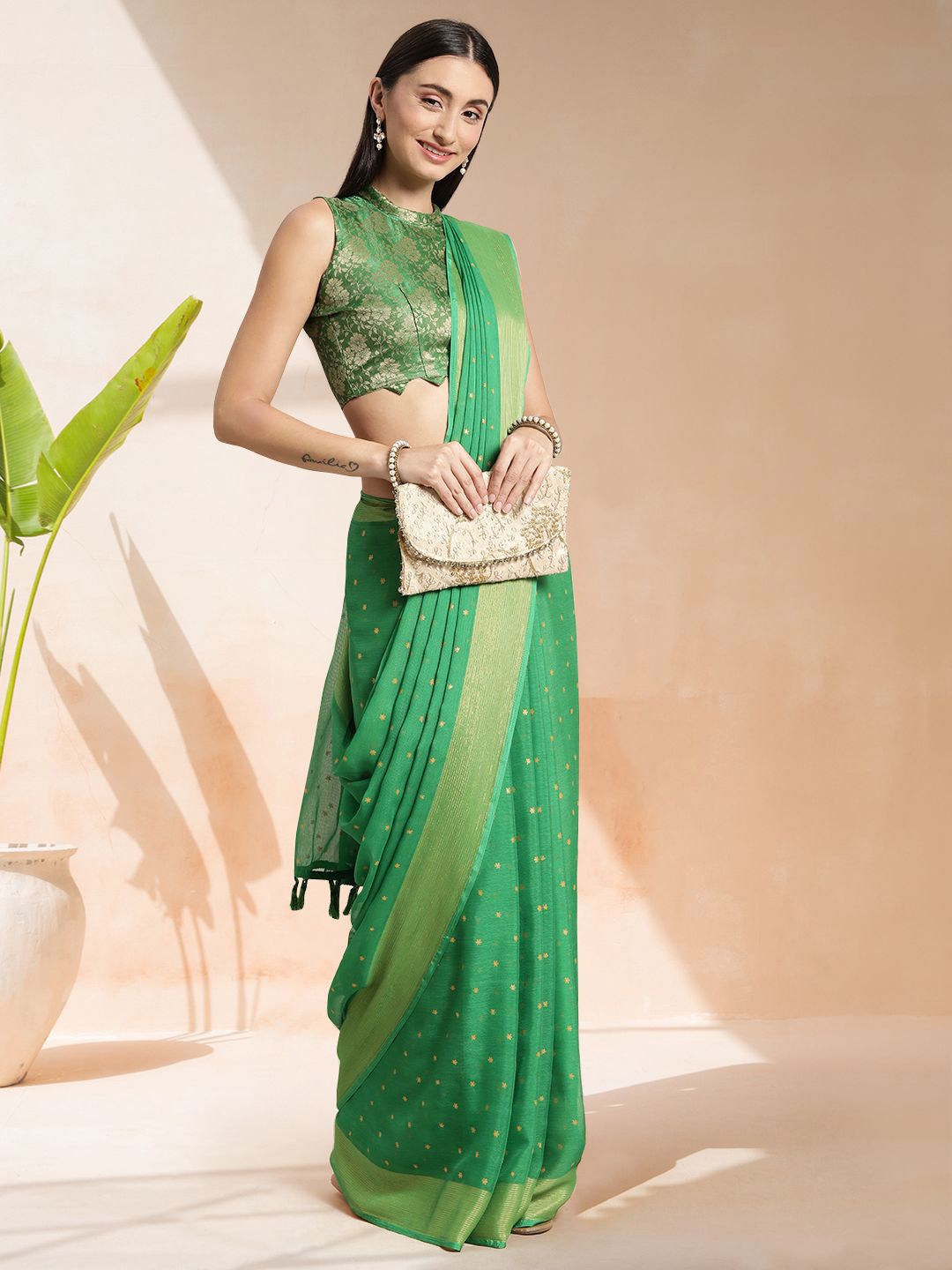 Mitera Floral Printed Ready to Wear Saree | Swadesiicart