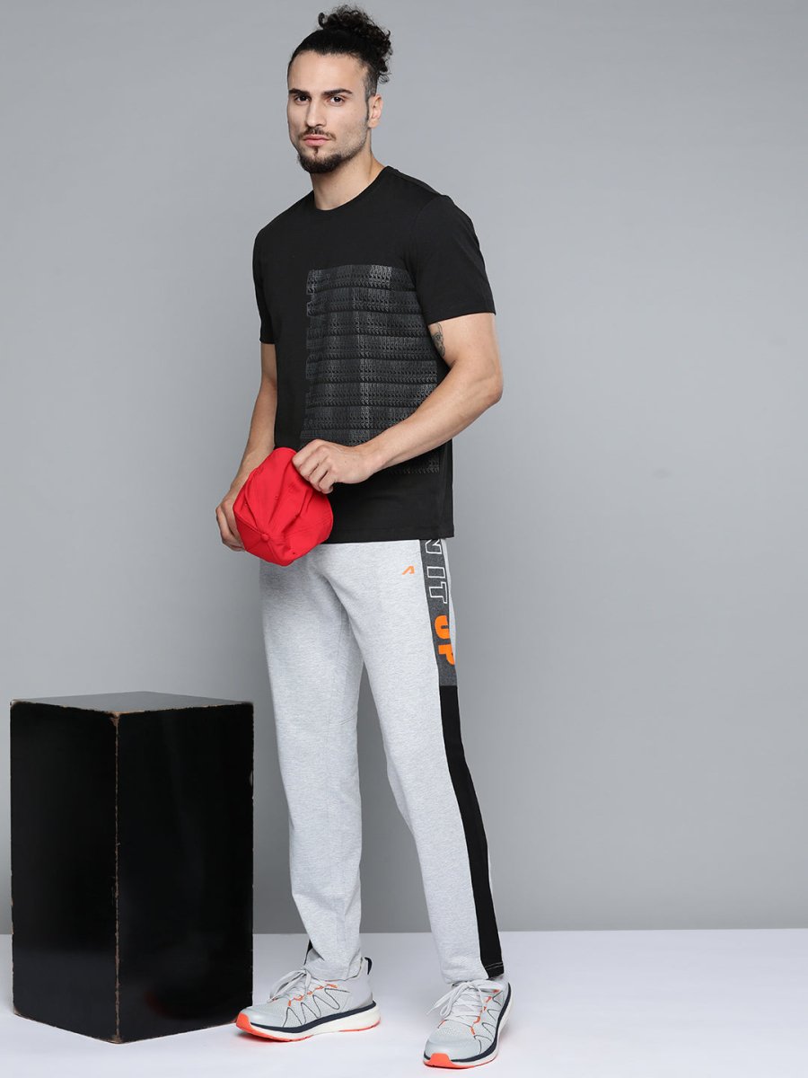 Alcis Men Black & White Typography Printed Slim Fit Training or Gym T-shirt | Swadesiicart