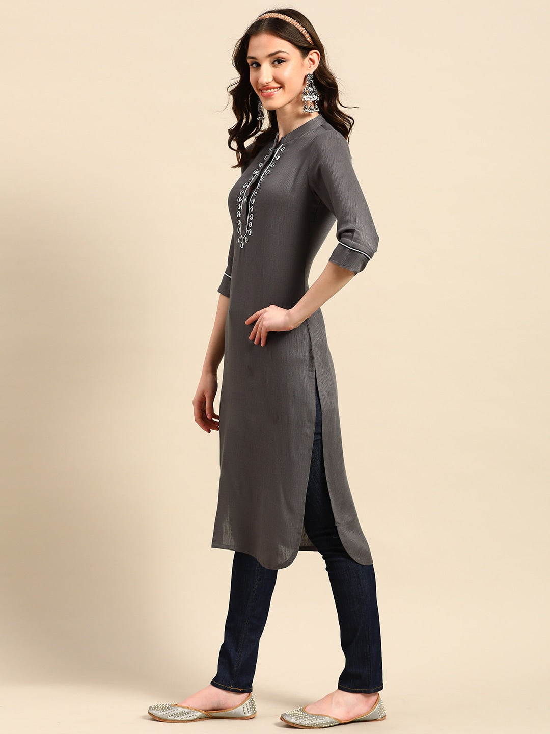 Sangria Yoke Design Mirror Work Kurta - Swadesiicart