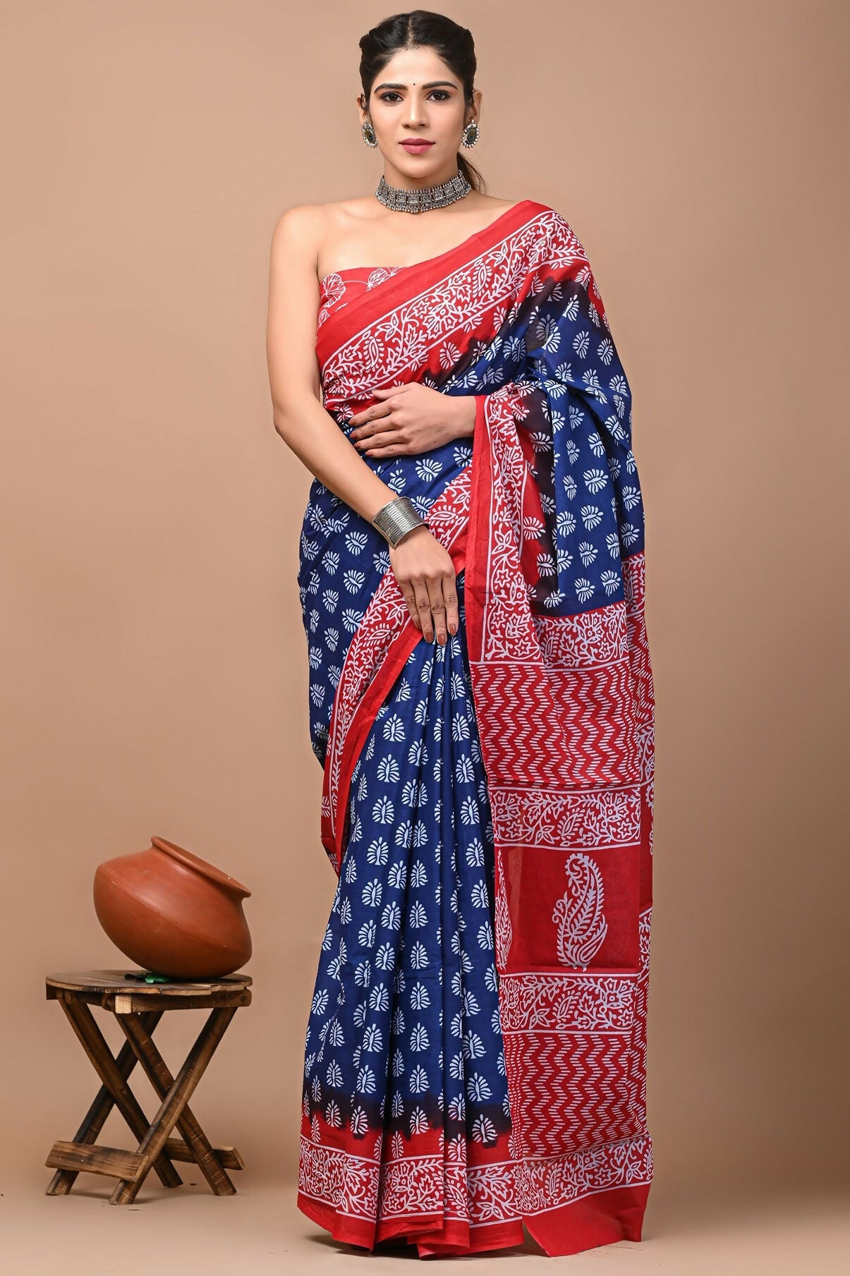 Exclusive Collection Blue Red Beautiful Mulmul Cotton Saree - Swadesiicart