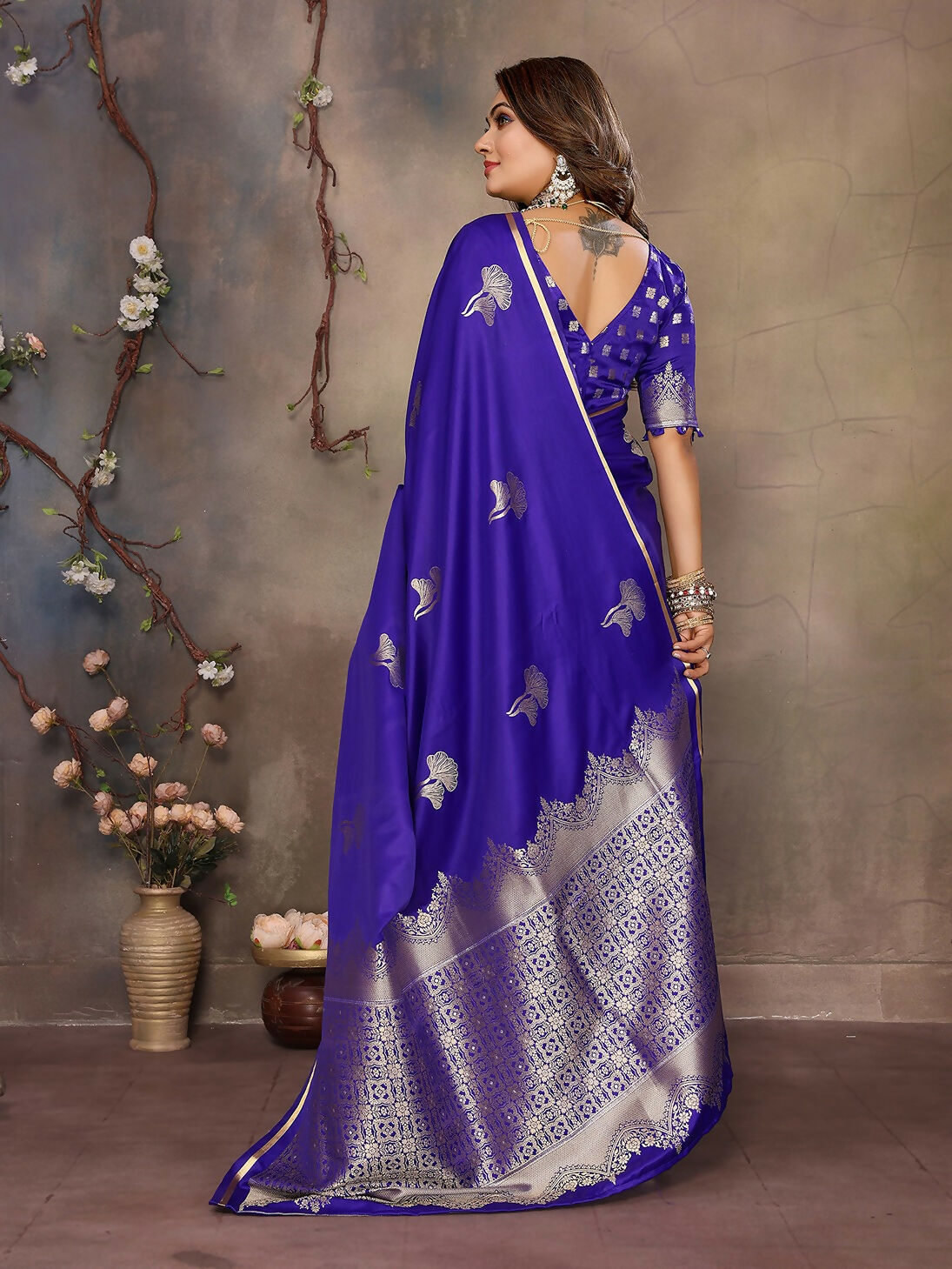 Joban Fashion Royal Blue Floral Motifs Banarasi Silk Sarees | Swadesiicart