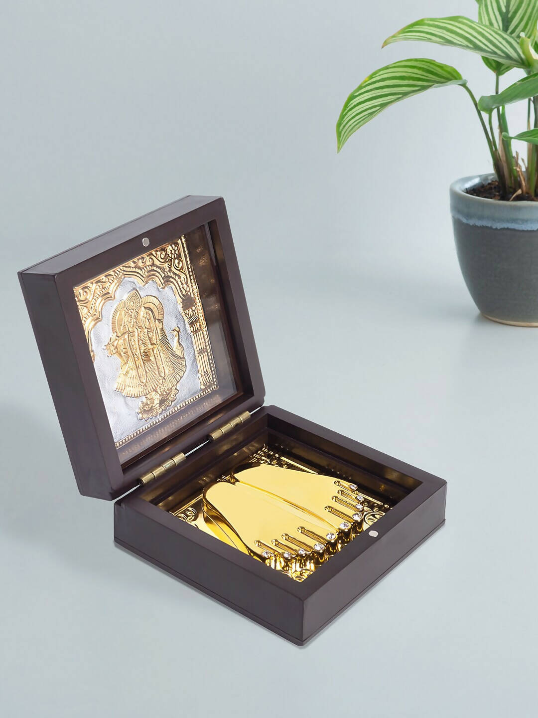 Golden Peacock Black 24 Ct Gold Polished Radha Krishna Wooden Prayer Box | Swadesiicart