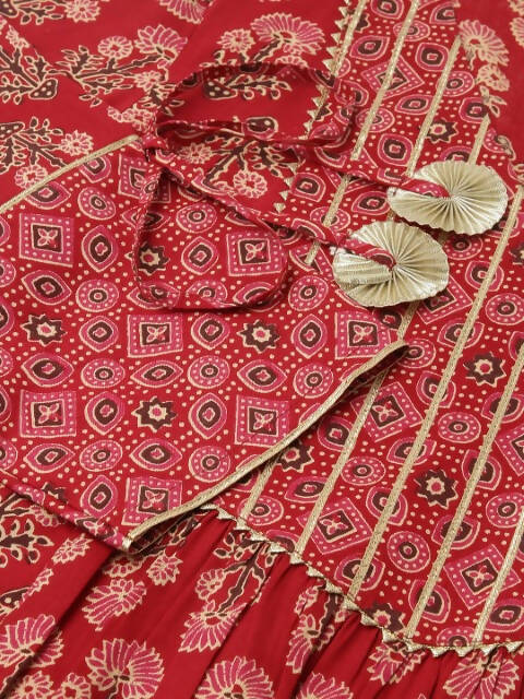 FIORRA Women's Red Cotton A-Line Kurta Set - Swadesiicart