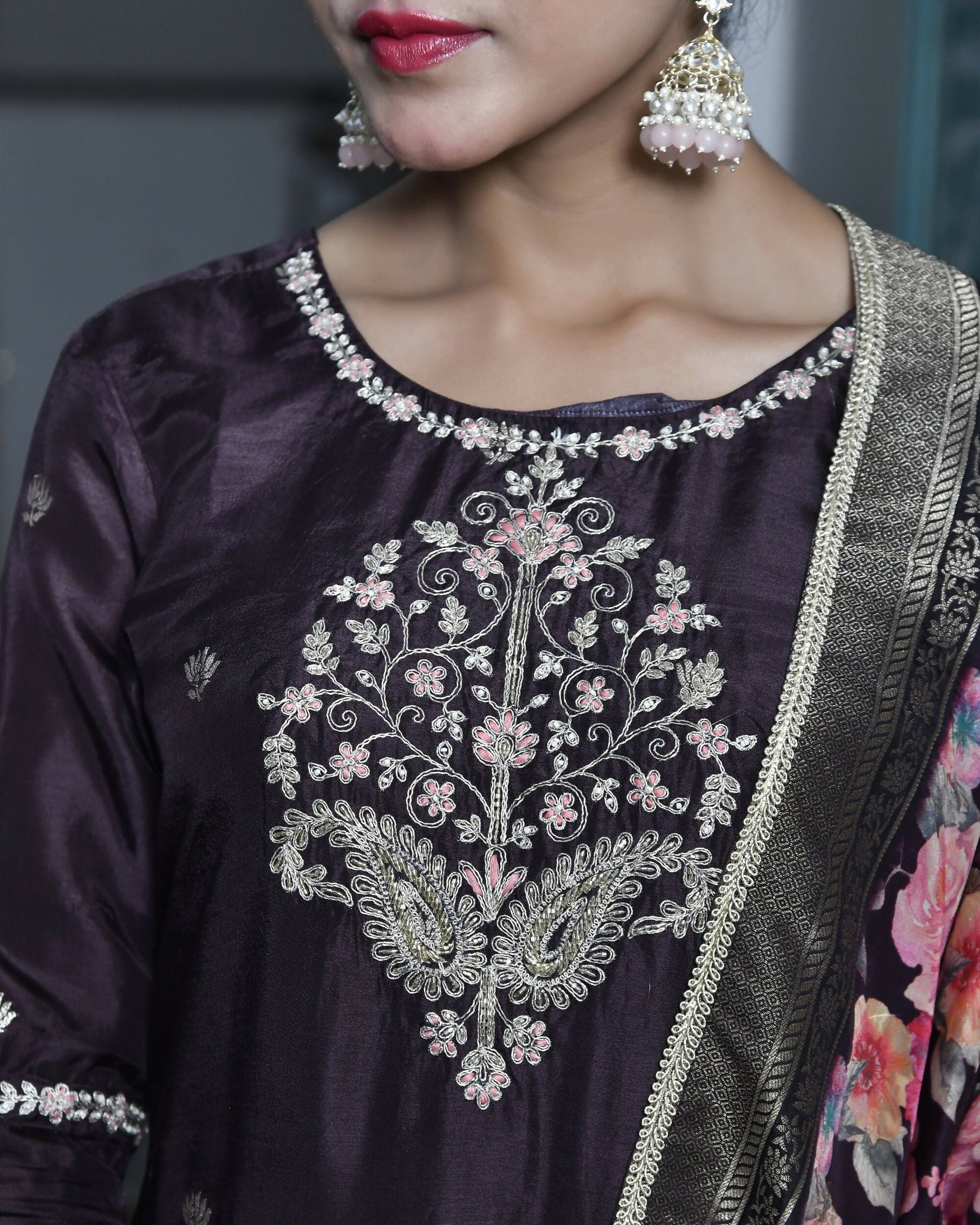 Vaasva Women's Silk Emboidered Solid Pant Set & Digital Printed Dupatta | Swadesiicart