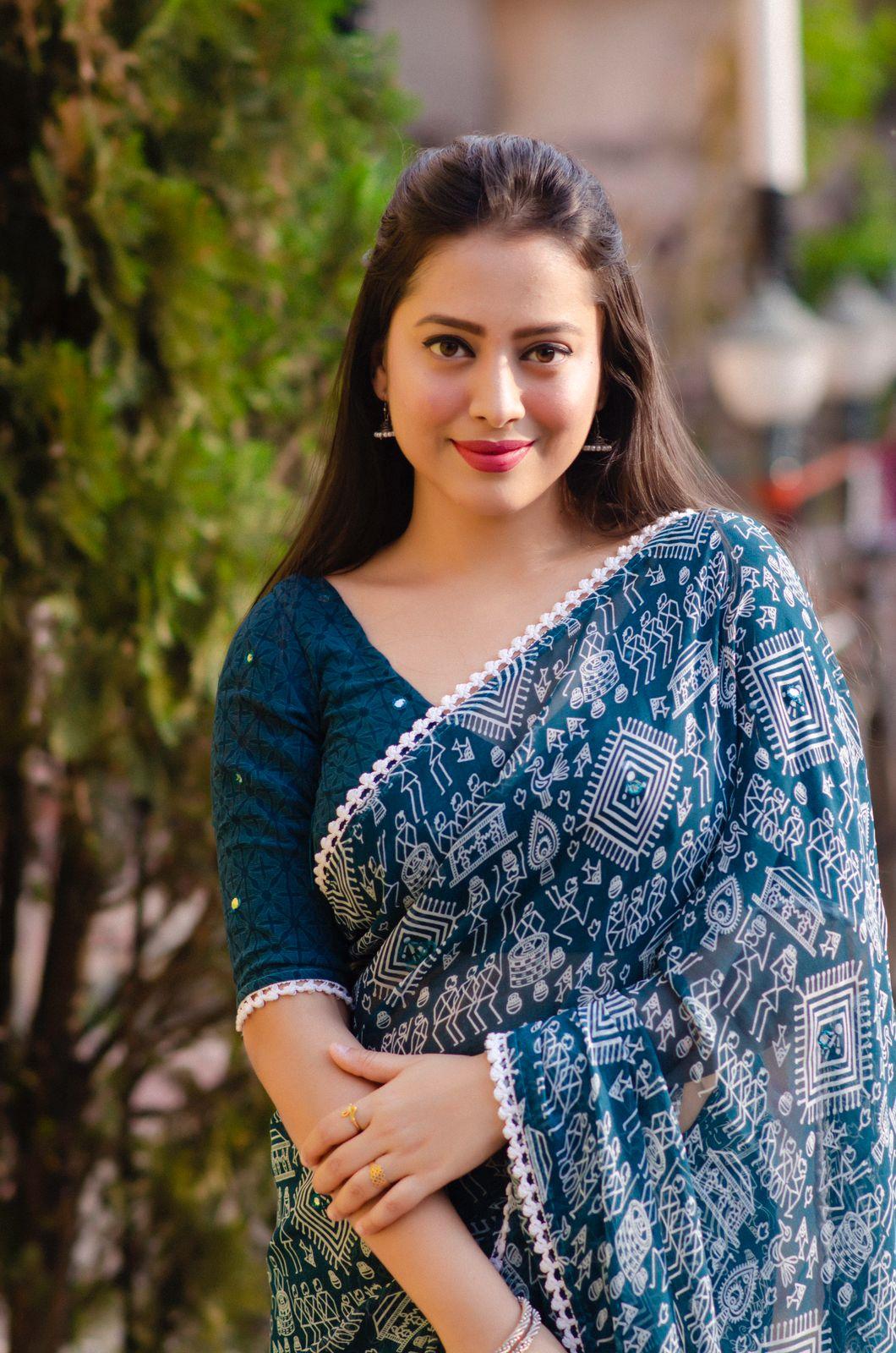 Rama Poly Georgette Ethnic Motifs Saree with Unstitched Blouse - Hiral Fashion | Swadesiicart