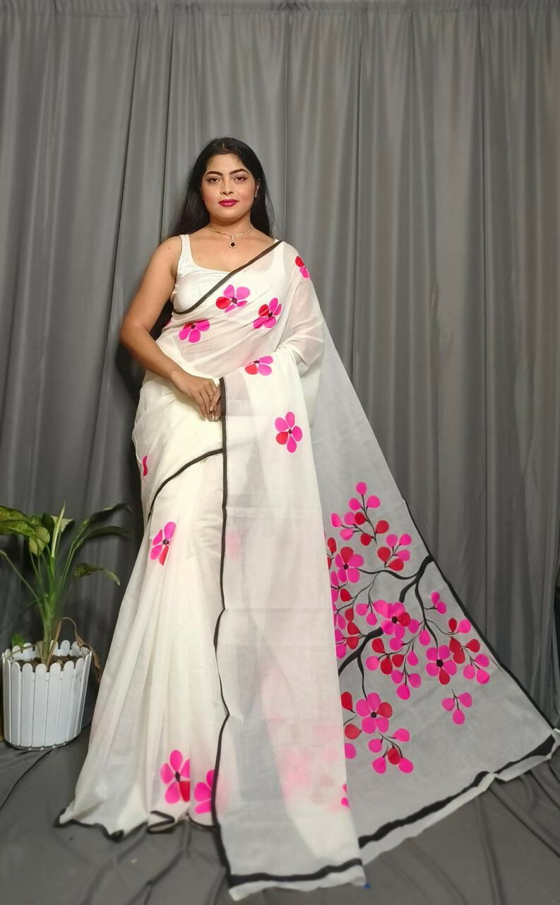Exclusive Collection Beautiful White Pink Pure Cotton Hand Print Handloom Saree With Running Blouse Piece - Swadesiicart