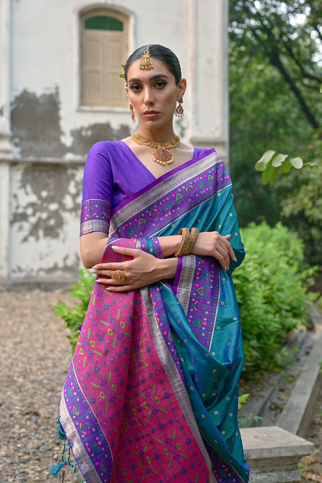 Vishnu Weaves Women's Rama Banarasi Silk Woven Saree with Blouse - Swadesiicart