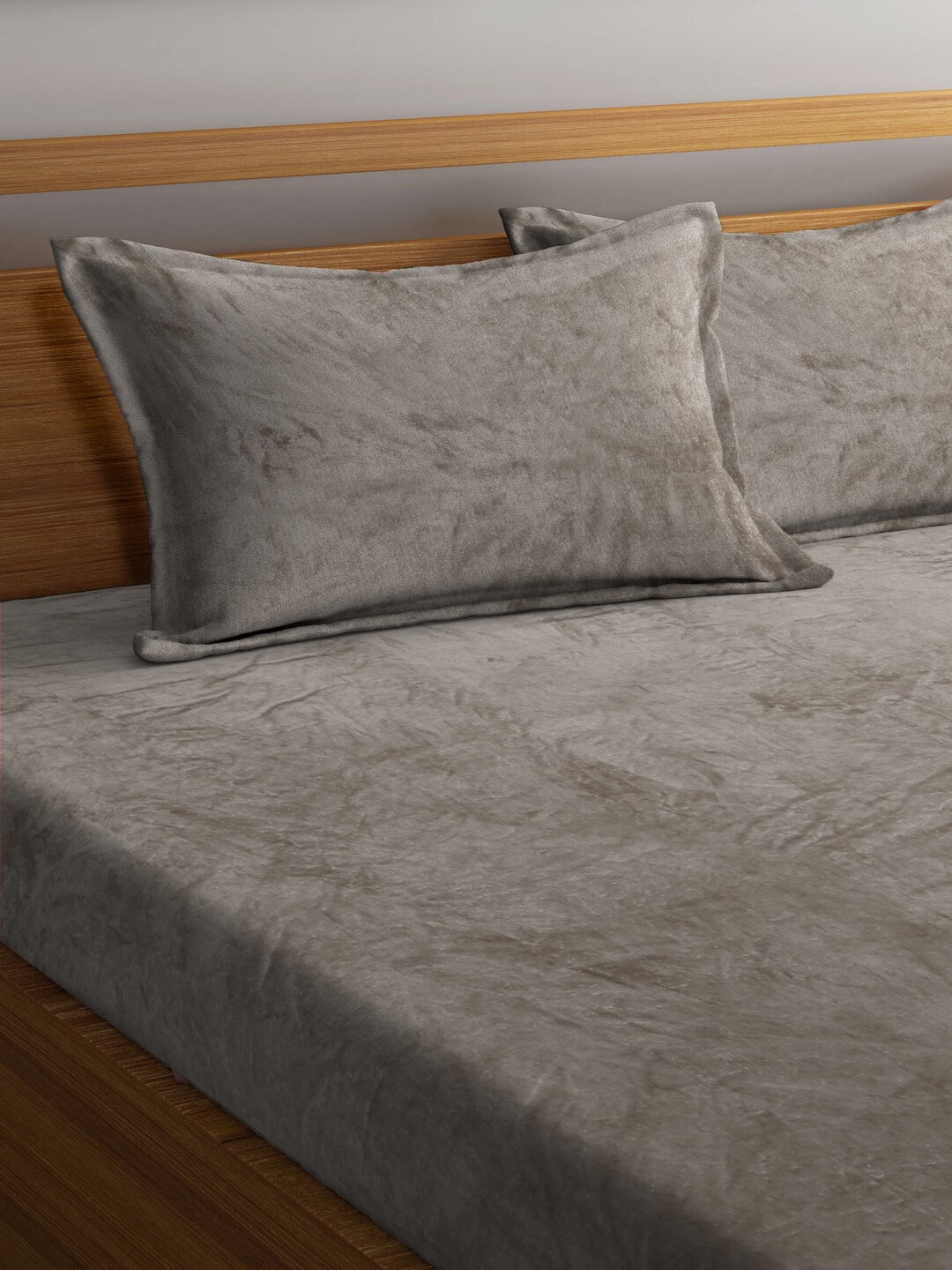 KLOTTHE 300 TC Woolen King Bedsheet with 2 Pillow Covers - Swadesiicart