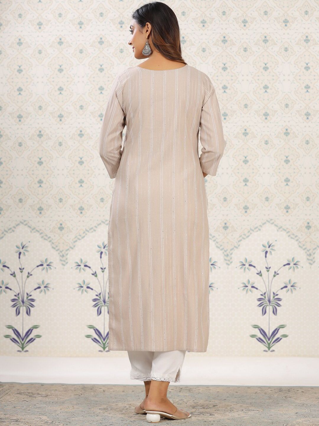 Ode by House of Pataudi Striped Round Neck Straight Cotton Kurta - Swadesiicart