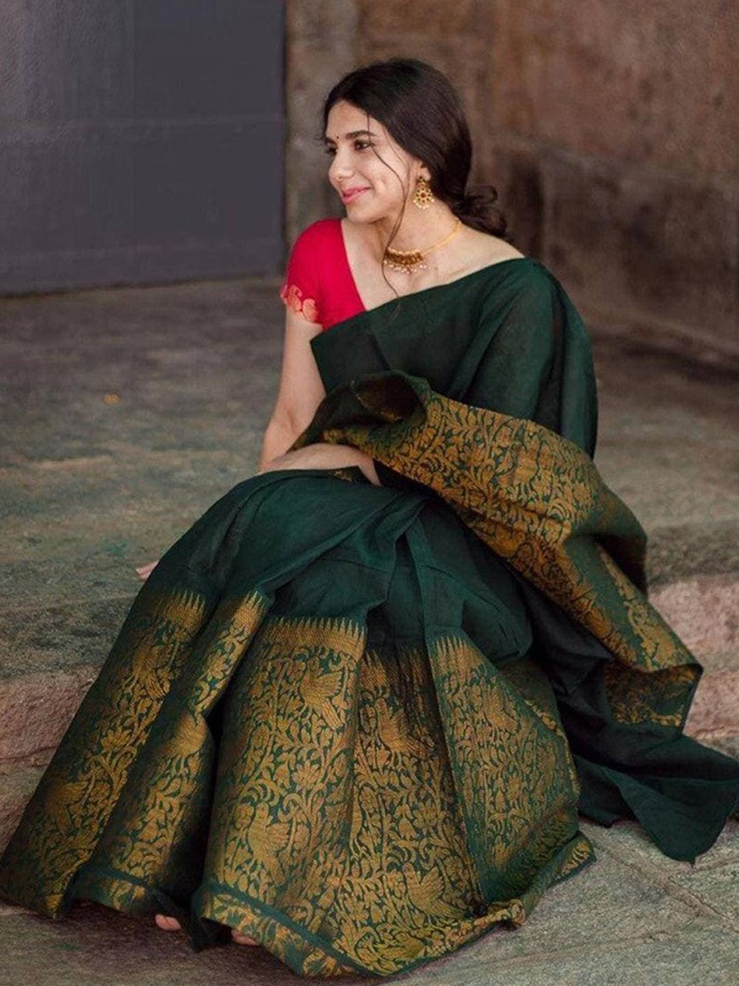 Kalini Ethnic Motifs Woven Design Zari Banarasi Saree | Swadesiicart