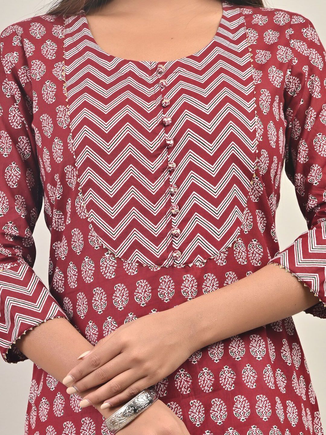 Swasti Ethnic Motifs Printed Gotta Patti Pure Cotton Kurta - Swadesiicart