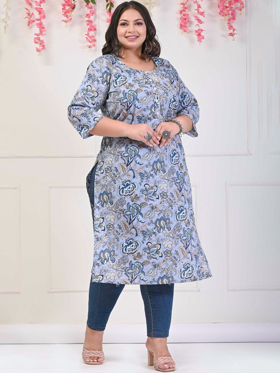 Swasti Plus Size Floral Printed Pure Cotton Kurta - Swadesiicart