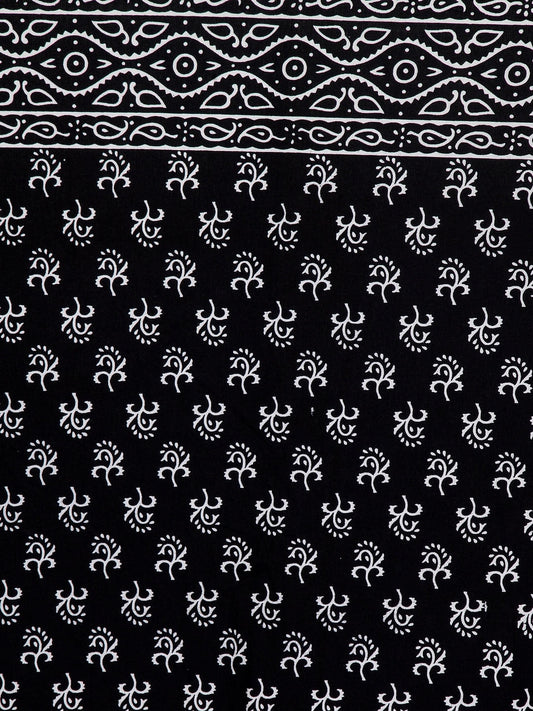 Rajasthan Decor Black & White Ethnic Motifs 144 TC Cotton 1 Queen Bedsheet with 2 Pillow Covers - Swadesiicart