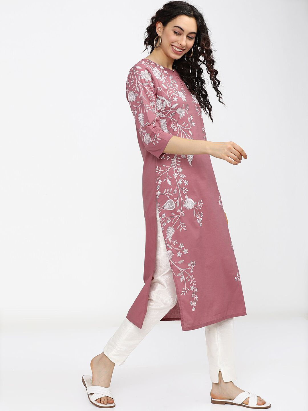 Vishudh Woman Pink Floral Printed Keyhole Neck Kurta - Swadesiicart